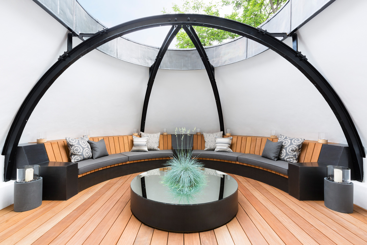CUSTOM DESIGNED FURNITURE FOR THE SEMI-CIRCULAR TERRACE