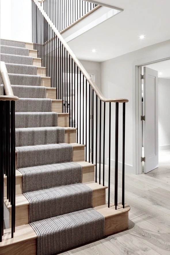 BESPOKE STAIRCASE design