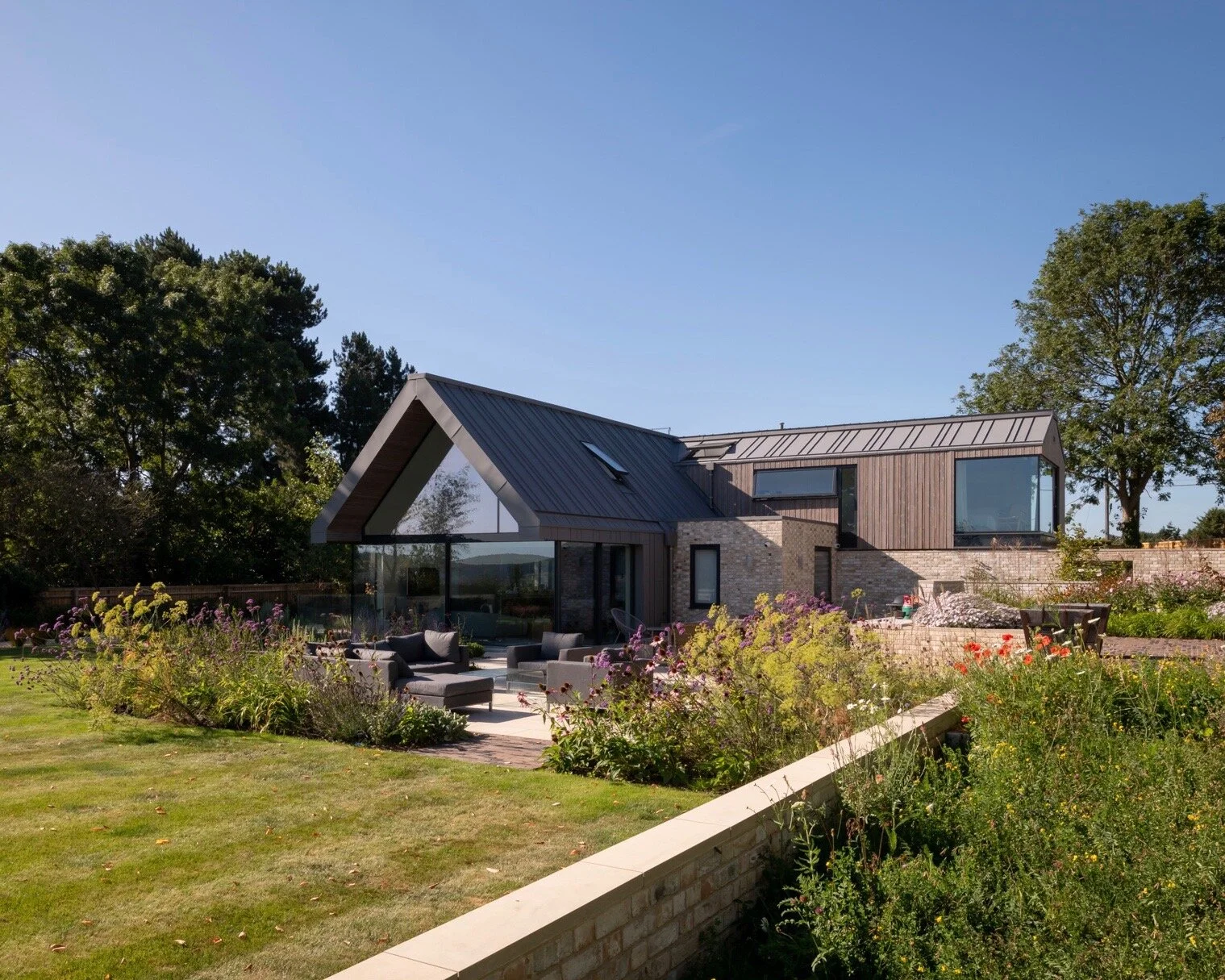 Contemporary New House - Berkshire — Louise Holt Interior Design ...