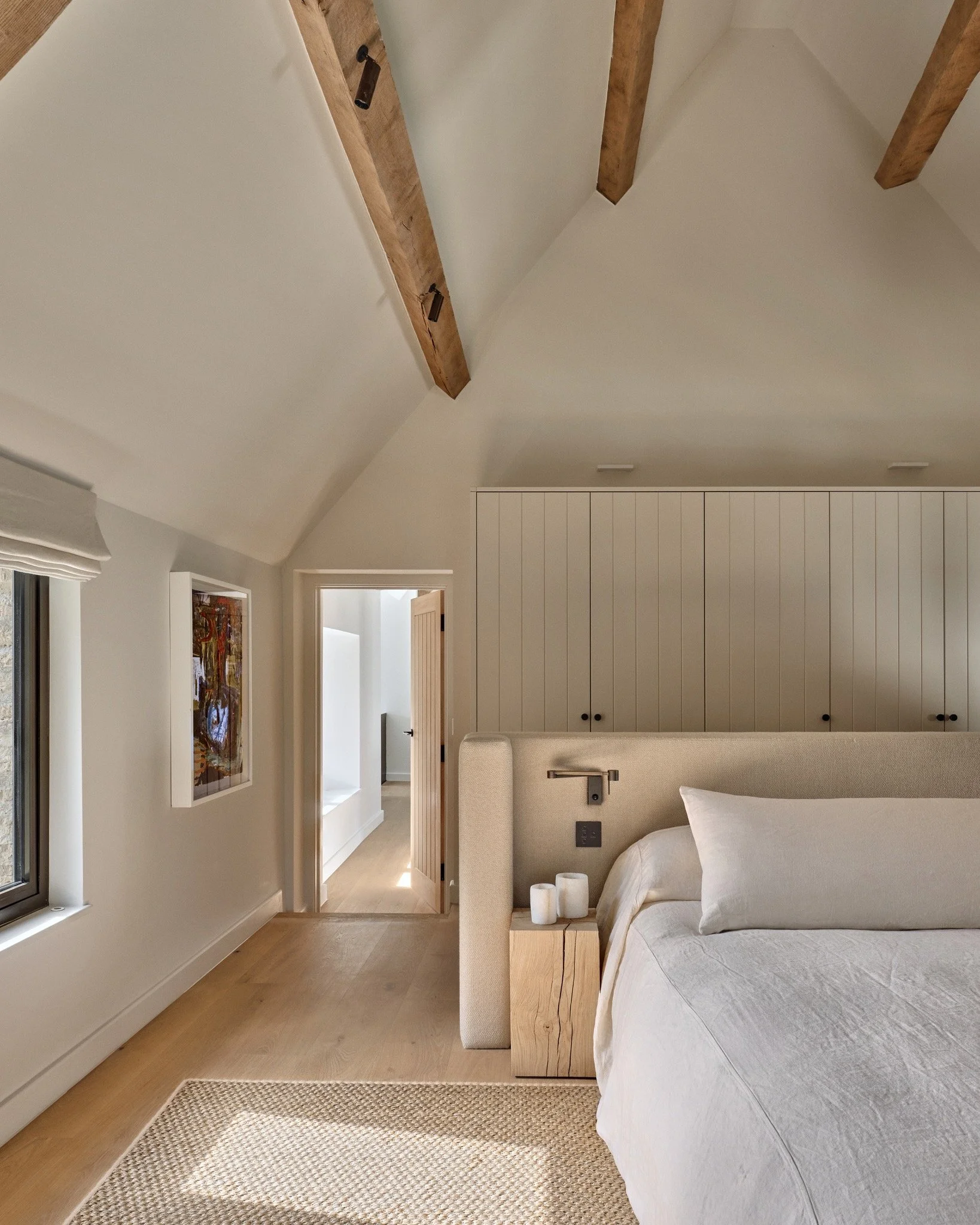 COTSWOLD CONTEMPORARY HOUSE — Louise Holt Interior Design Interior ...