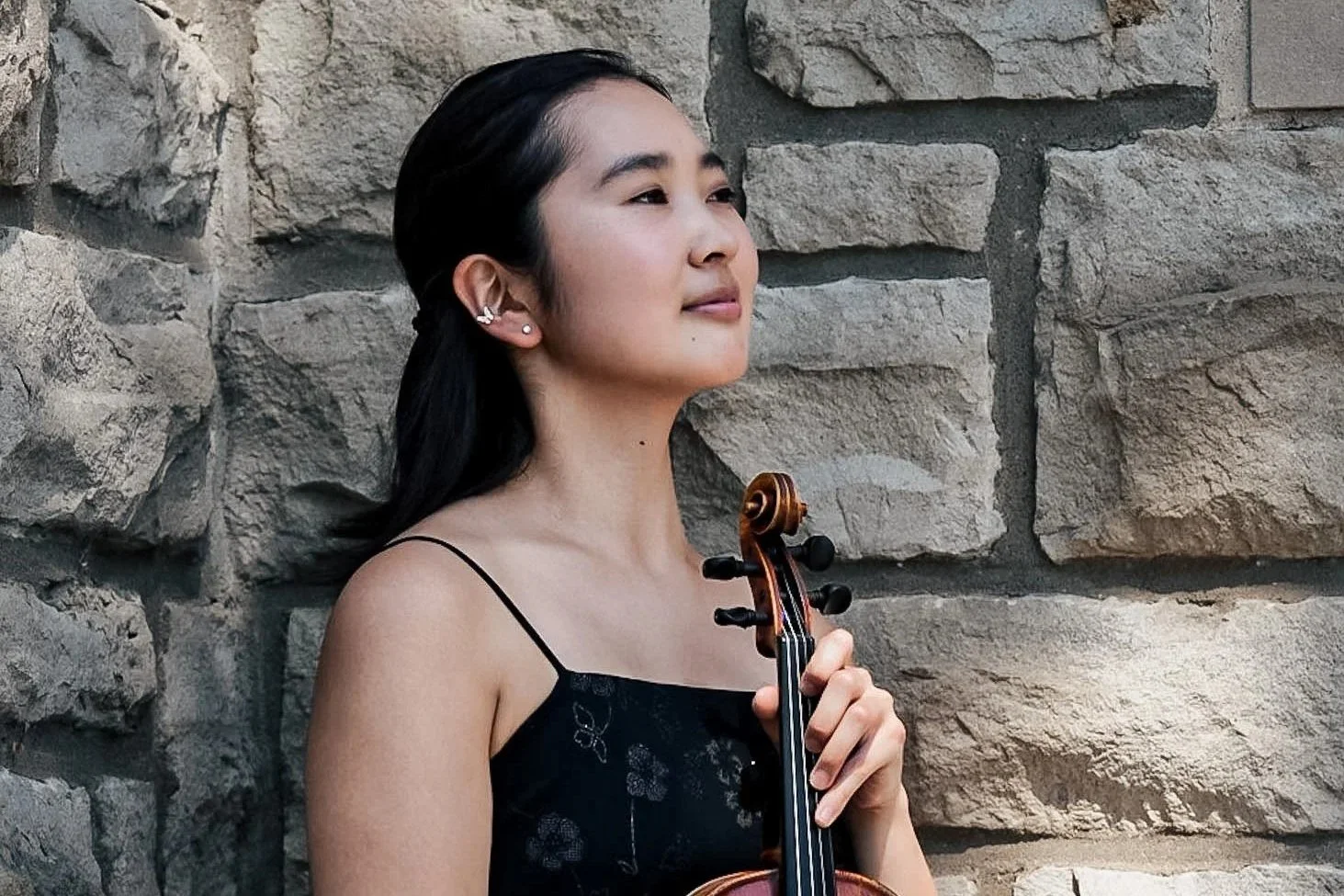 Violinist Noelle Midori Takebe Naito