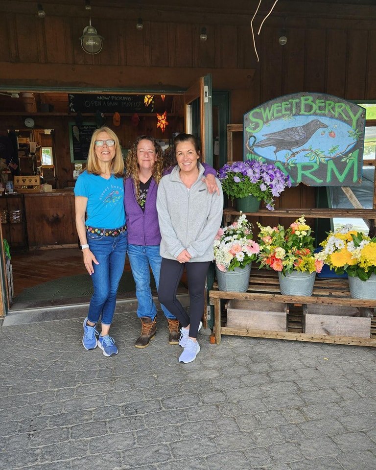 We're back! Tracy, Candi, Laura and the rest of our crew are excited for our 2024 season! Starting today, we'll be open daily from 9am to 6pm. We hope to see you soon!