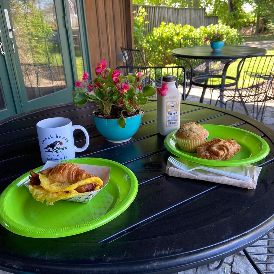 It&rsquo;s a beautiful day for breakfast at the farm! New lemon poppy seed muffins, lemon cream danish crowns, and almond cheese croissants available today! 🍋