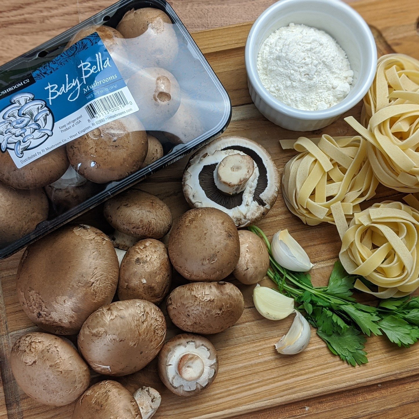 We&rsquo;re now stocking fresh, locally grown mushrooms from our friends at @rimushroomco! Buttery oyster, meaty shiitake, frilly golden oyster, and more. Perfect for tossing in a skillet or leveling up your lunch.
.
.
.
#oystermushrooms #shiitakemus