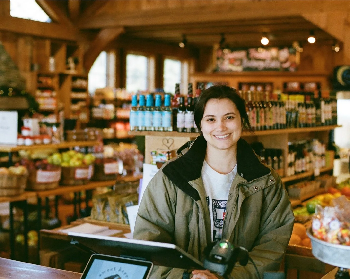 The market is open 8 AM&ndash;6 PM daily ✨ Stock up on your holiday cooking essentials and take advantage of our happy hour special: 20% OFF all prepared meals from 5&ndash;6 PM.