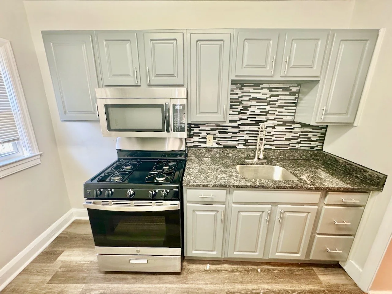 132 Siegwart - 3.jpeg