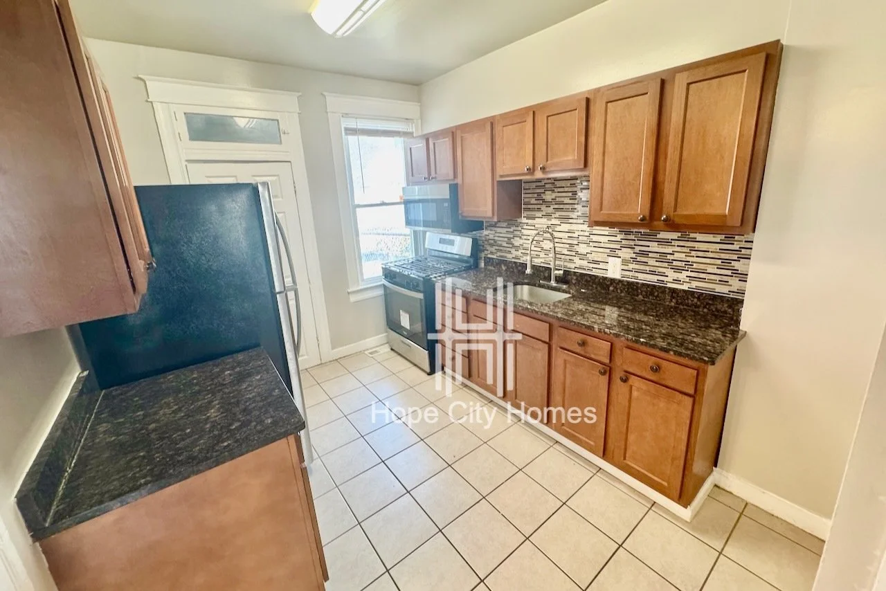 622 N Grantley - 6.jpeg