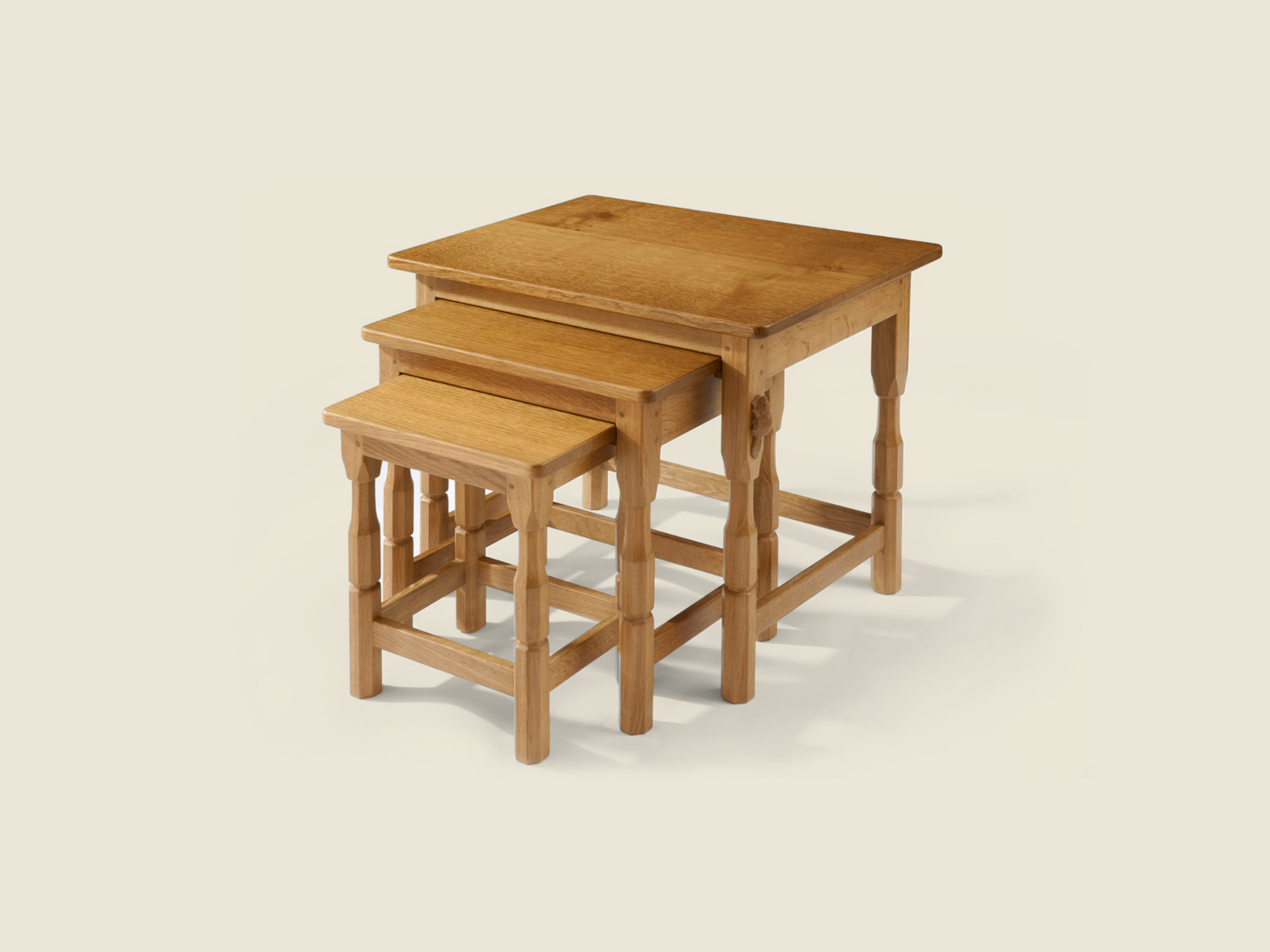 BF1009 Solid Oak Nest of 3 Tables 