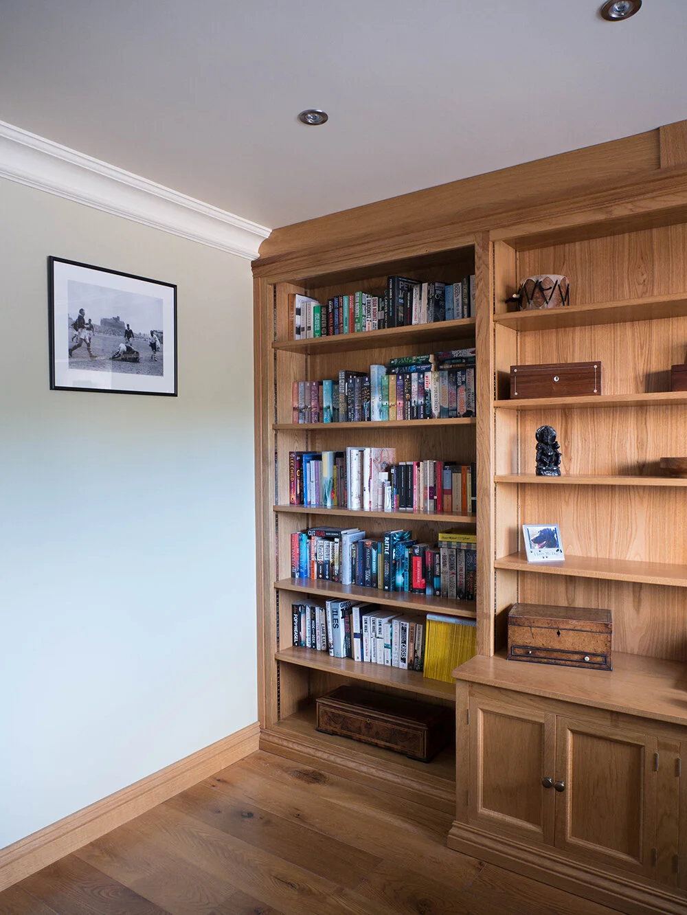Beaver Furniture Bespoke Fitted Bookcase