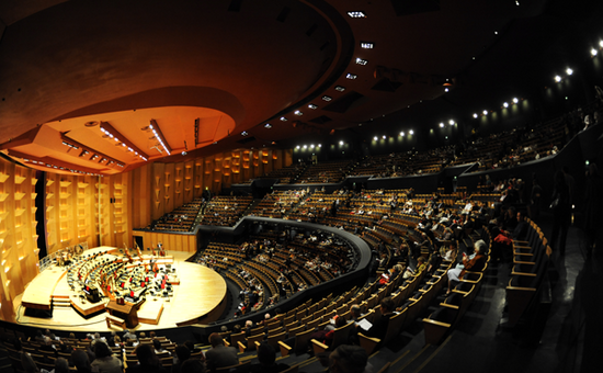 La CRÉATION - LYON (F)