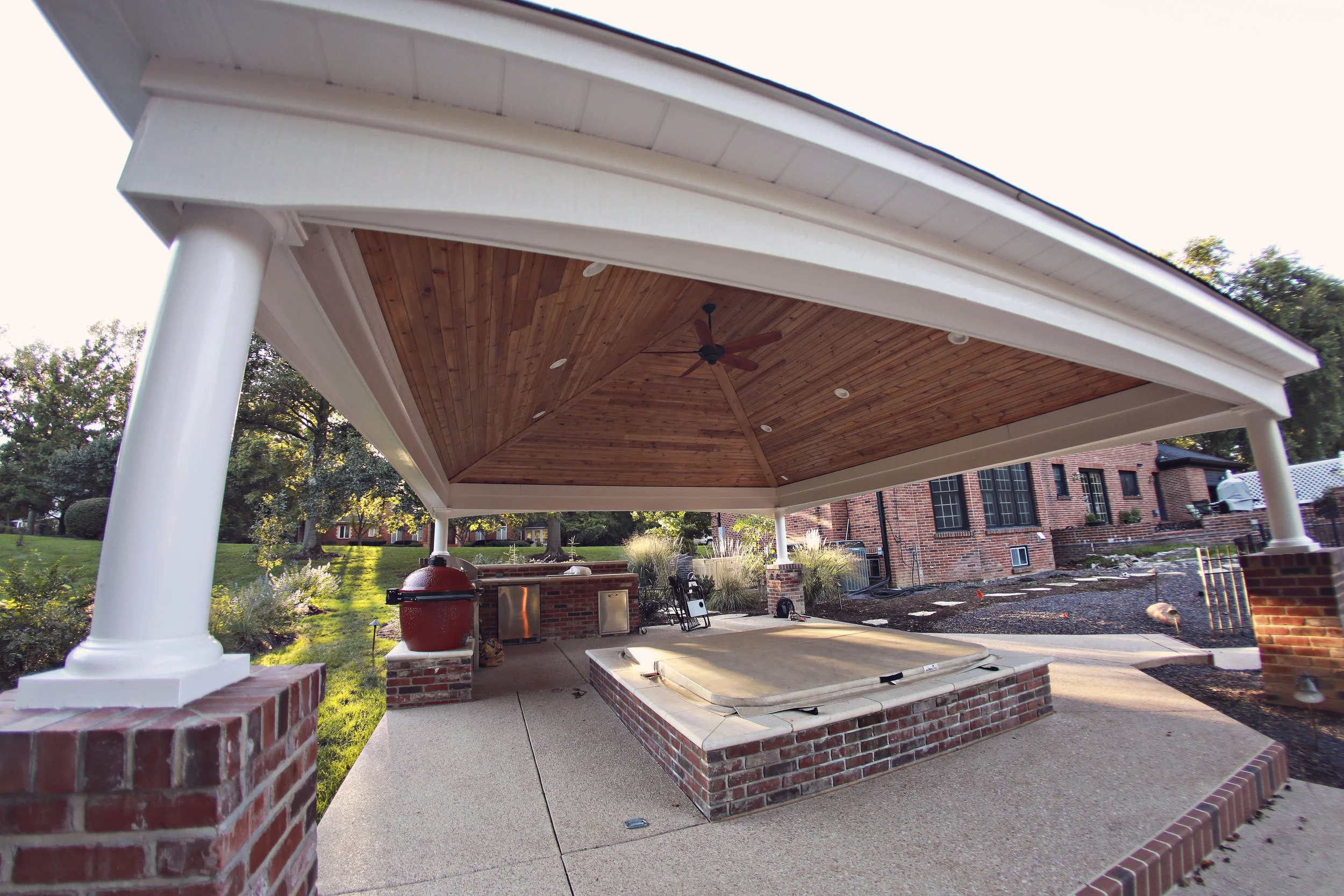 Pavilion Hot Tub.jpg