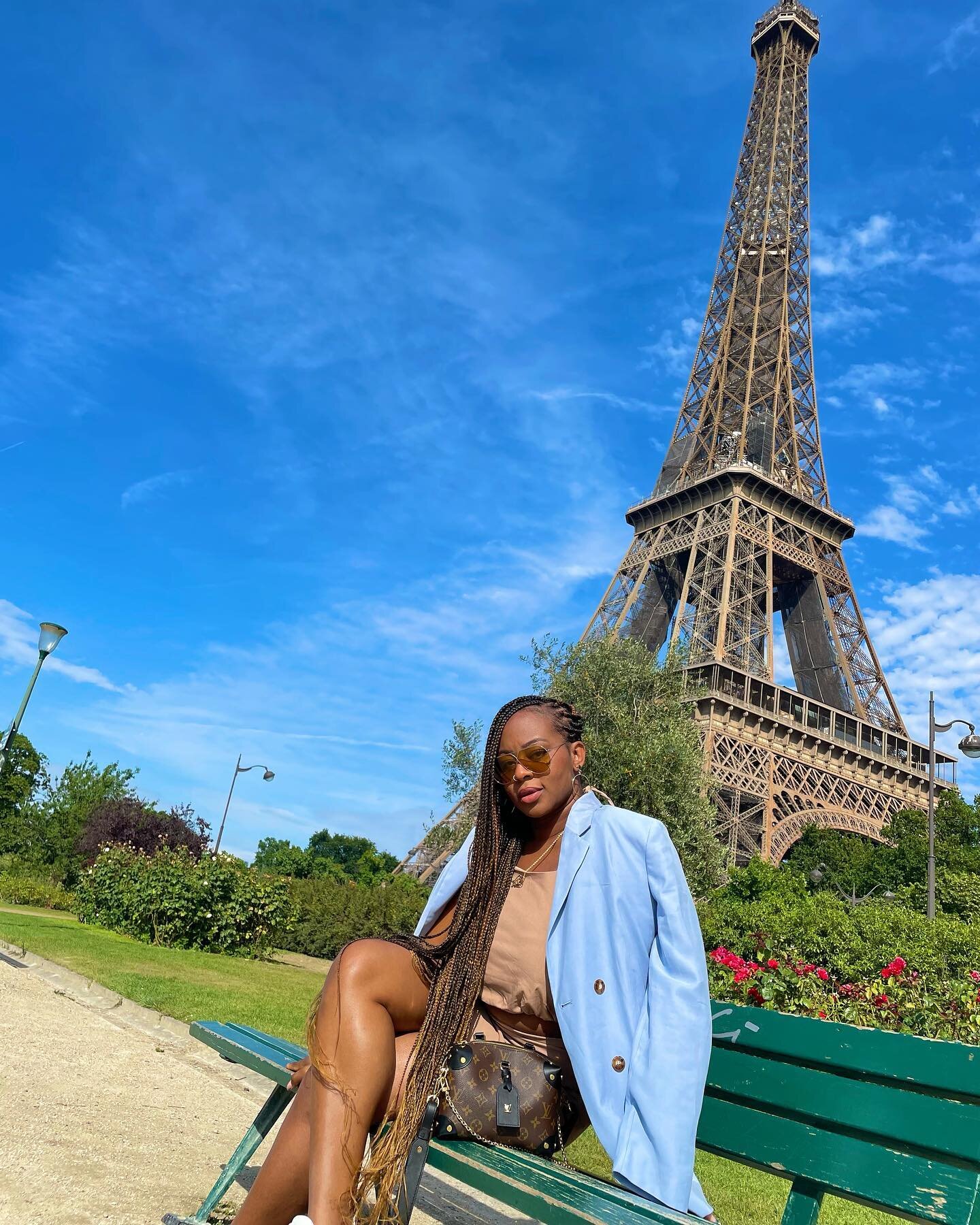 J&rsquo;aime Par&iacute;s! 🇫🇷. Being stylish and comfortable is always key for me when traveling. Shop this look and more to come by following me on @shop.ltk app. 

https://liketk.it/3IssD

#ltkshoecrush #ltkitbag #ltktravel #travelblogger #wiw #o