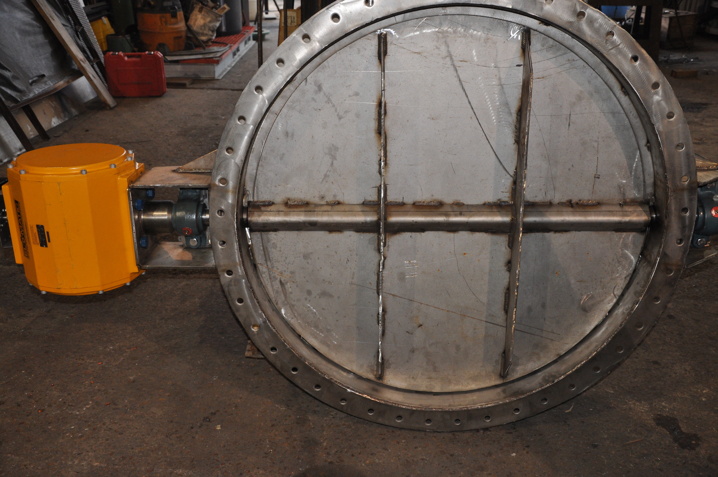 Stainless steel air control valve with actuator 