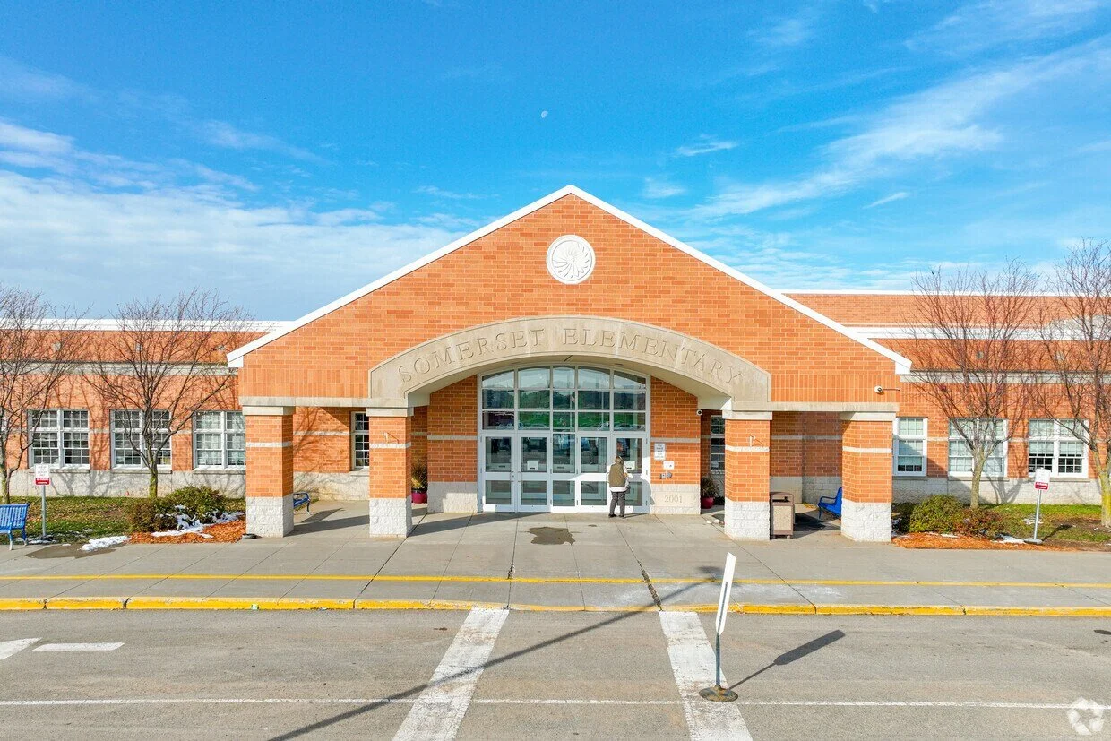 somerset-wi-33 elem.jpg
