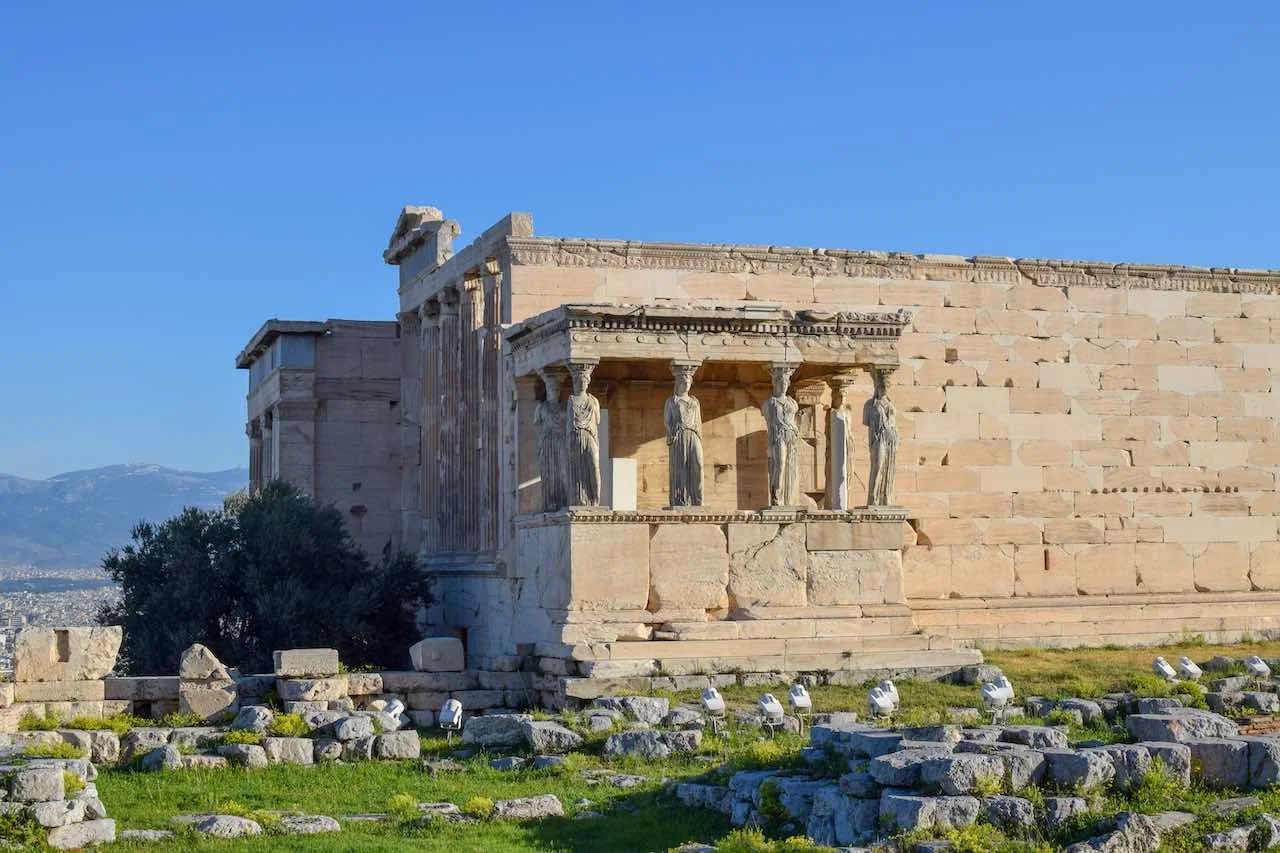 acropolis.jpg