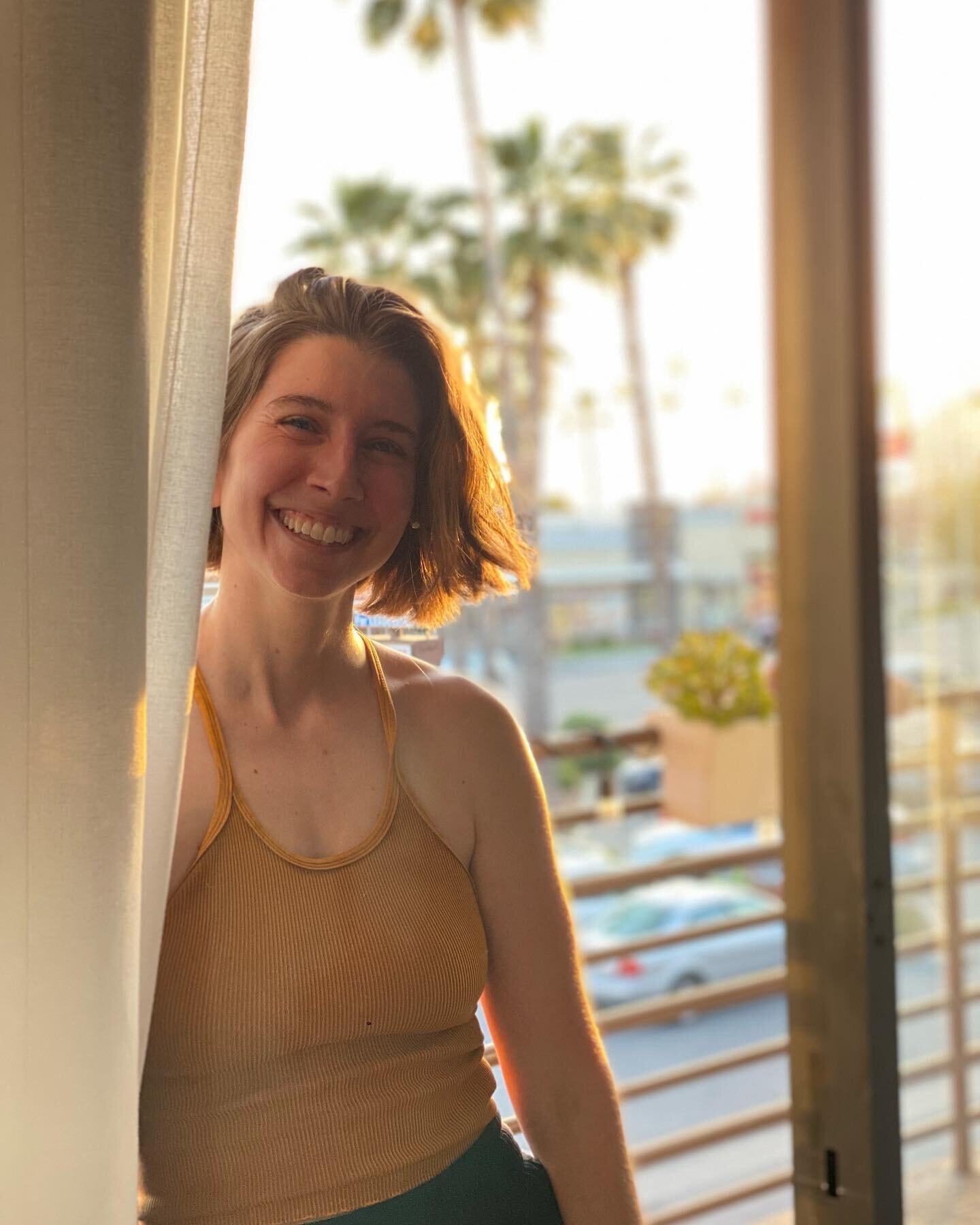 photo lovingly taken by one of my students after class yesterday 🌅 @onedowndog silverlake has the best sunsets!! 

feeling really grateful for this studio and all of the wonderful people I meet through this community 💕