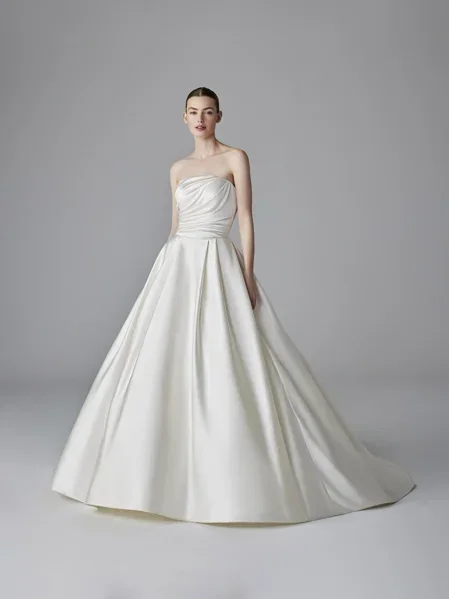f02421d1-a337-43e2-9bbb-1904bd67865b_kristin-b-80034537_medium.webp