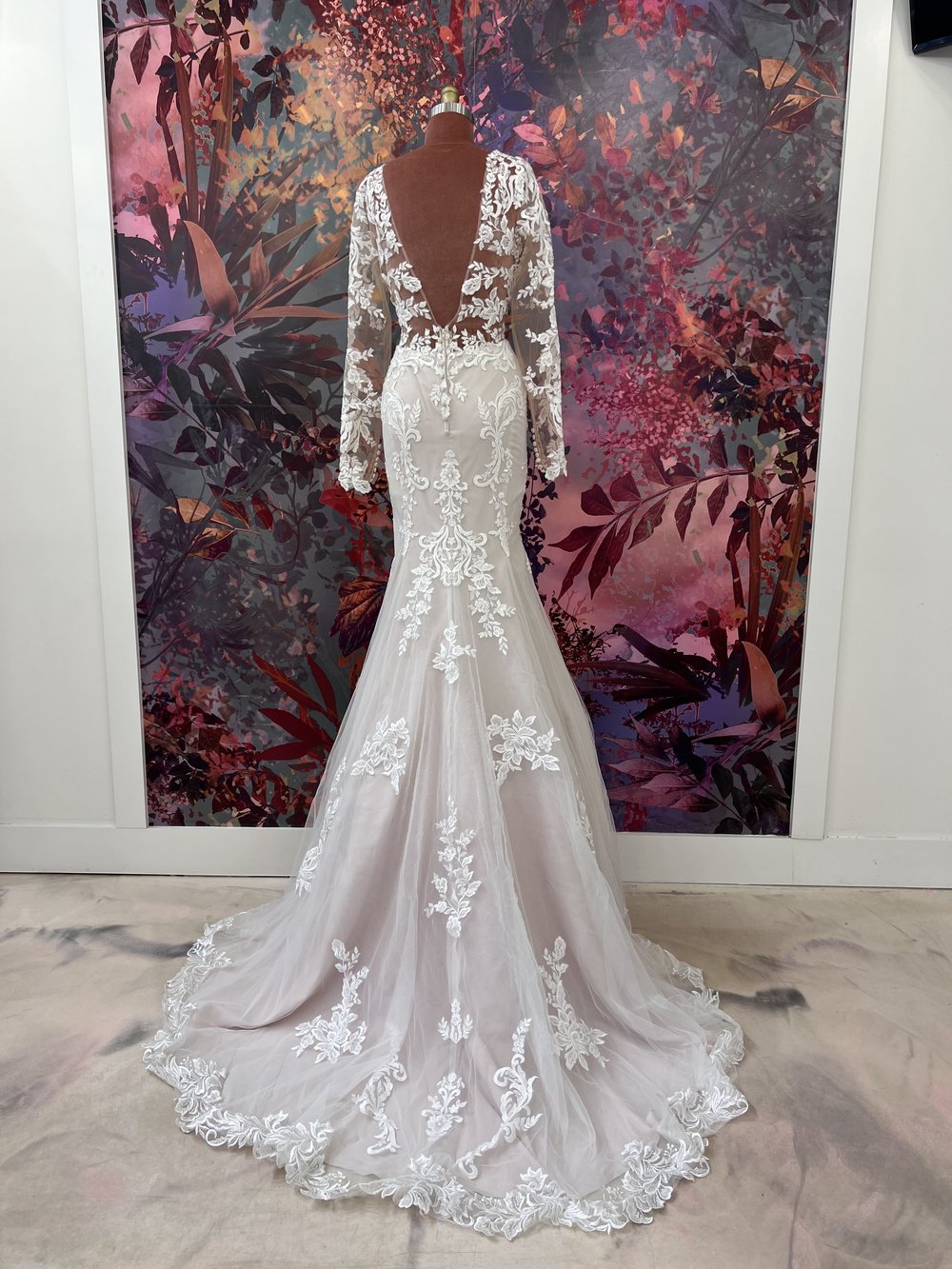 Stella York 7420 Size 14 — NFBS