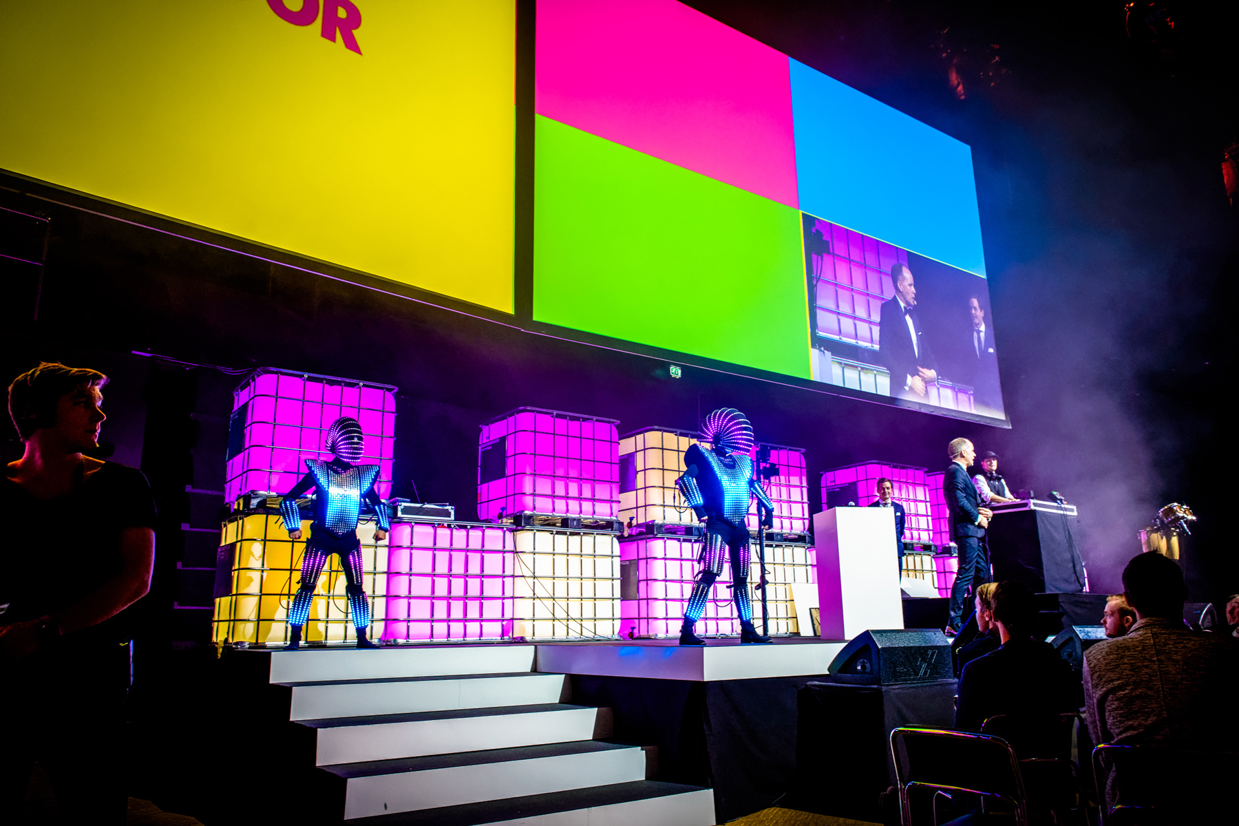 Act of Emotion- LED robotar Award - fotograf Julia Reinhart.jpg