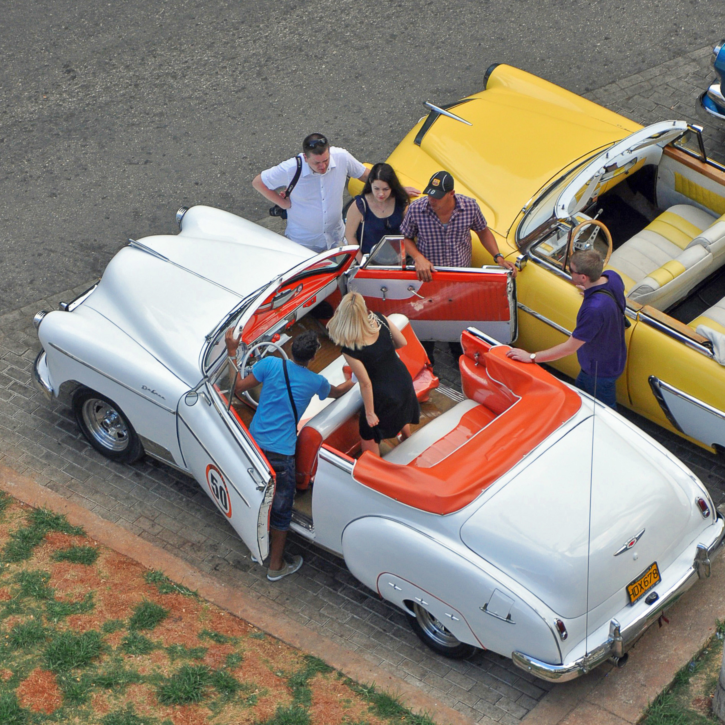 160512 Endicott Cuba cars Swirling Hair glossy 10x10-1010130602.jpg