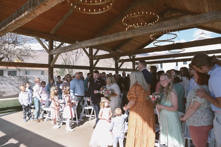 walker farms spring wedding (c)evelyneslavaphotography2021 (112).jpg