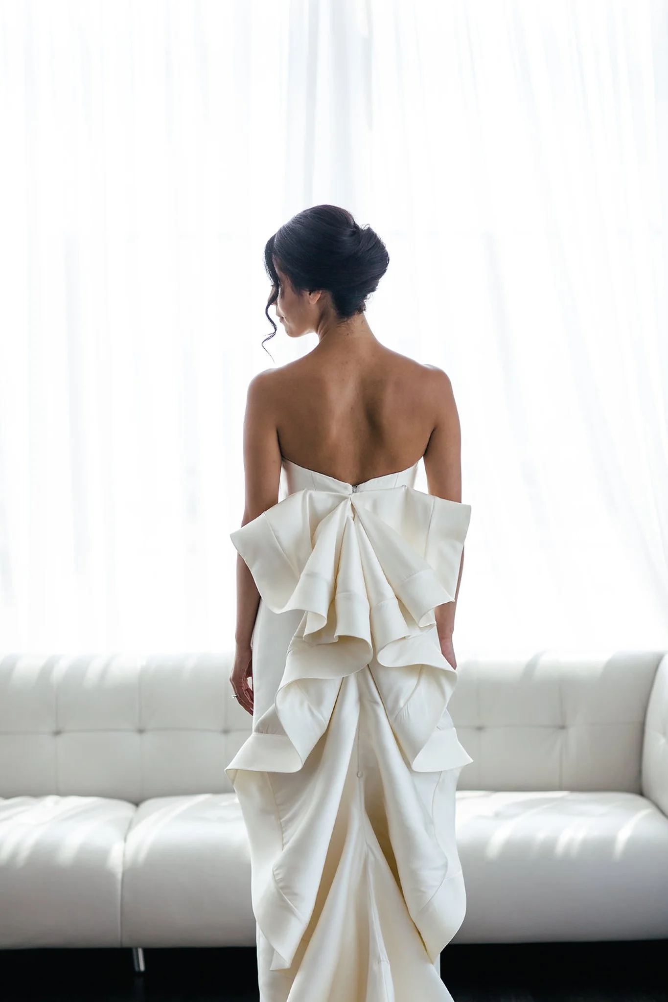 Toronto bridal gowns .jpg