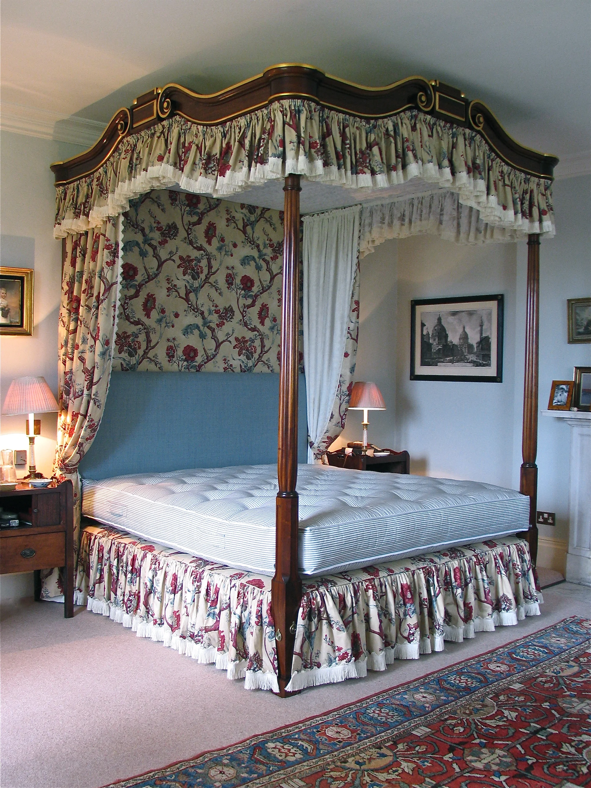 Four Poster Bed