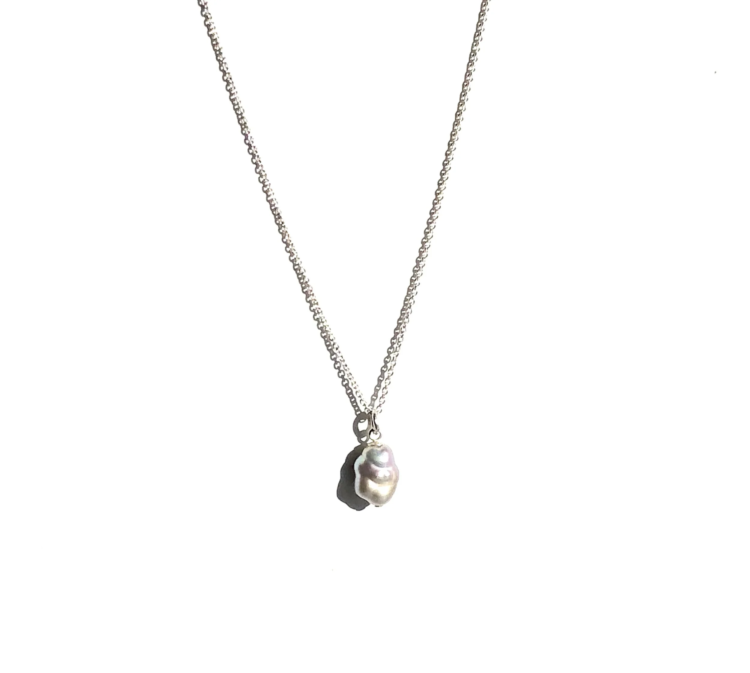 Grey_pearl-pendant.jpeg