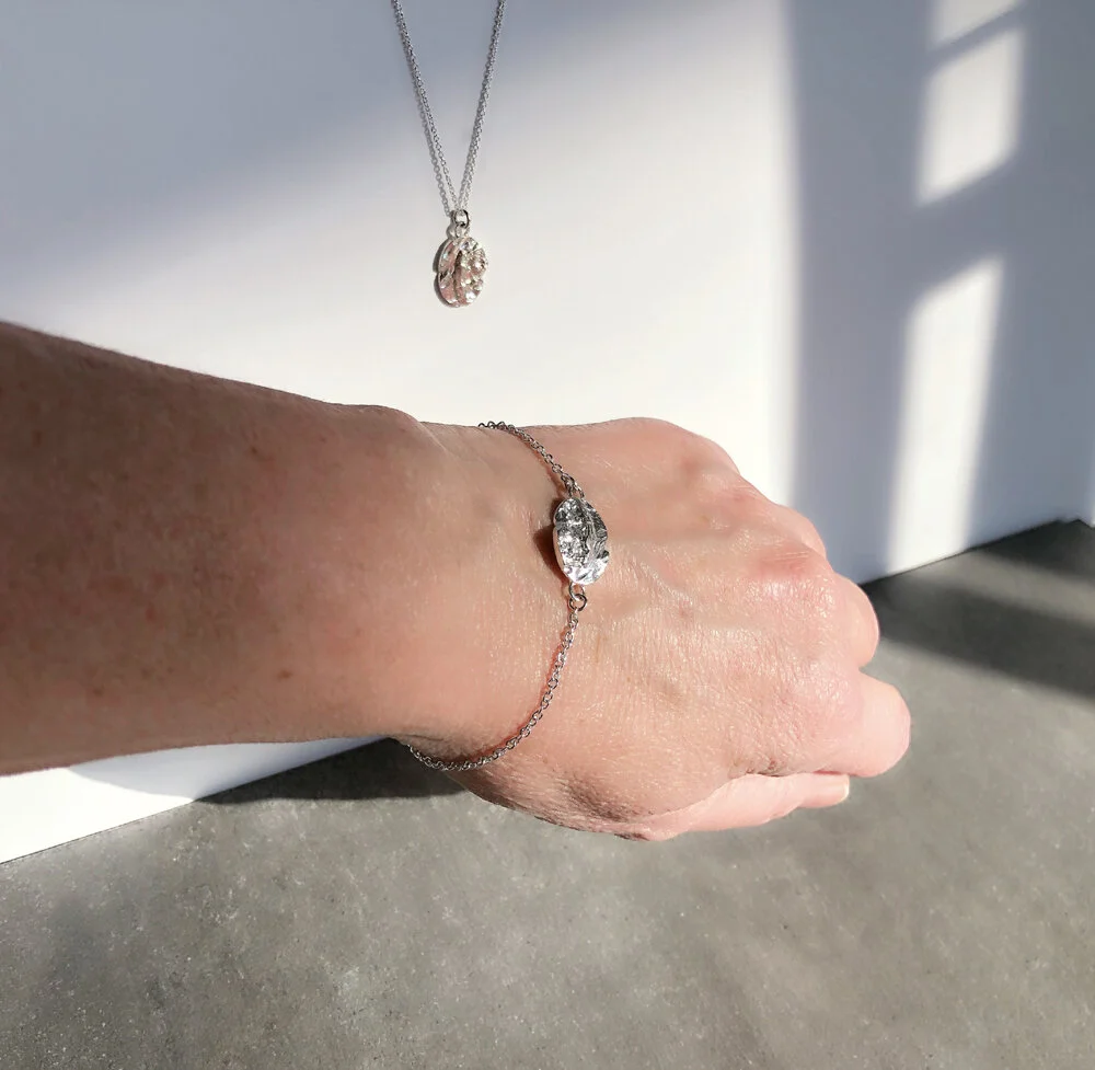 bracelet-texture.jpg