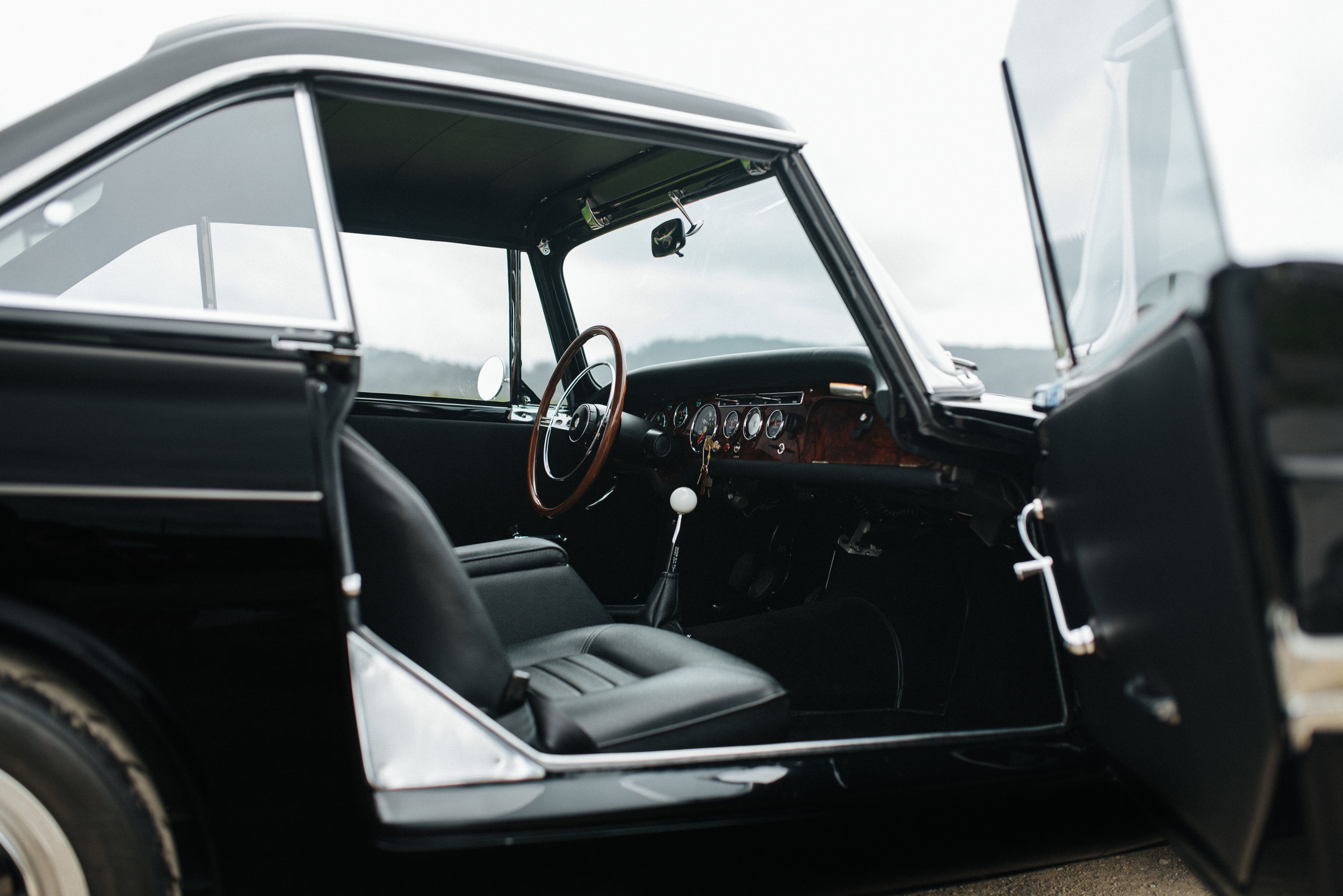 Interior1.jpg