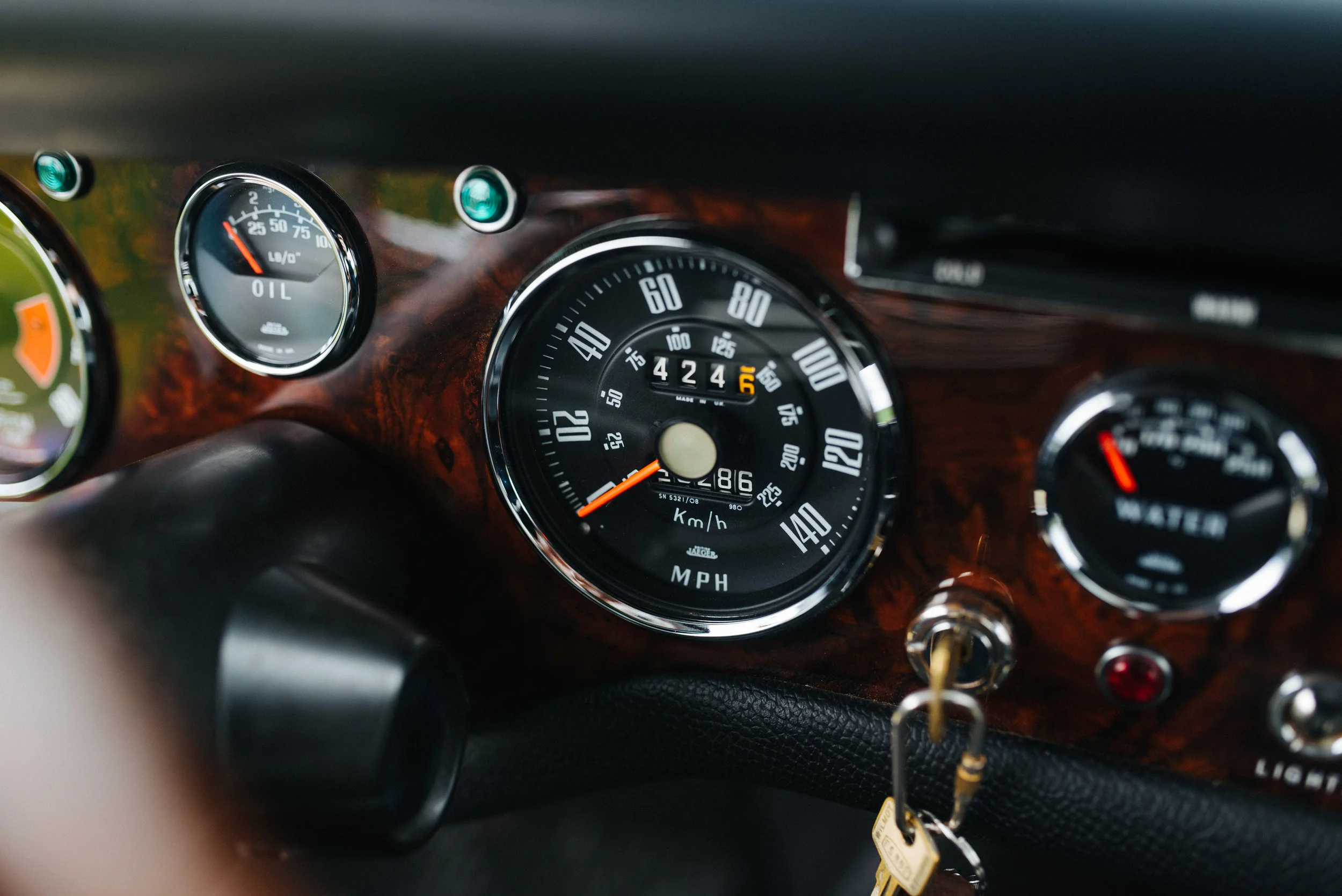 Interior24.jpg