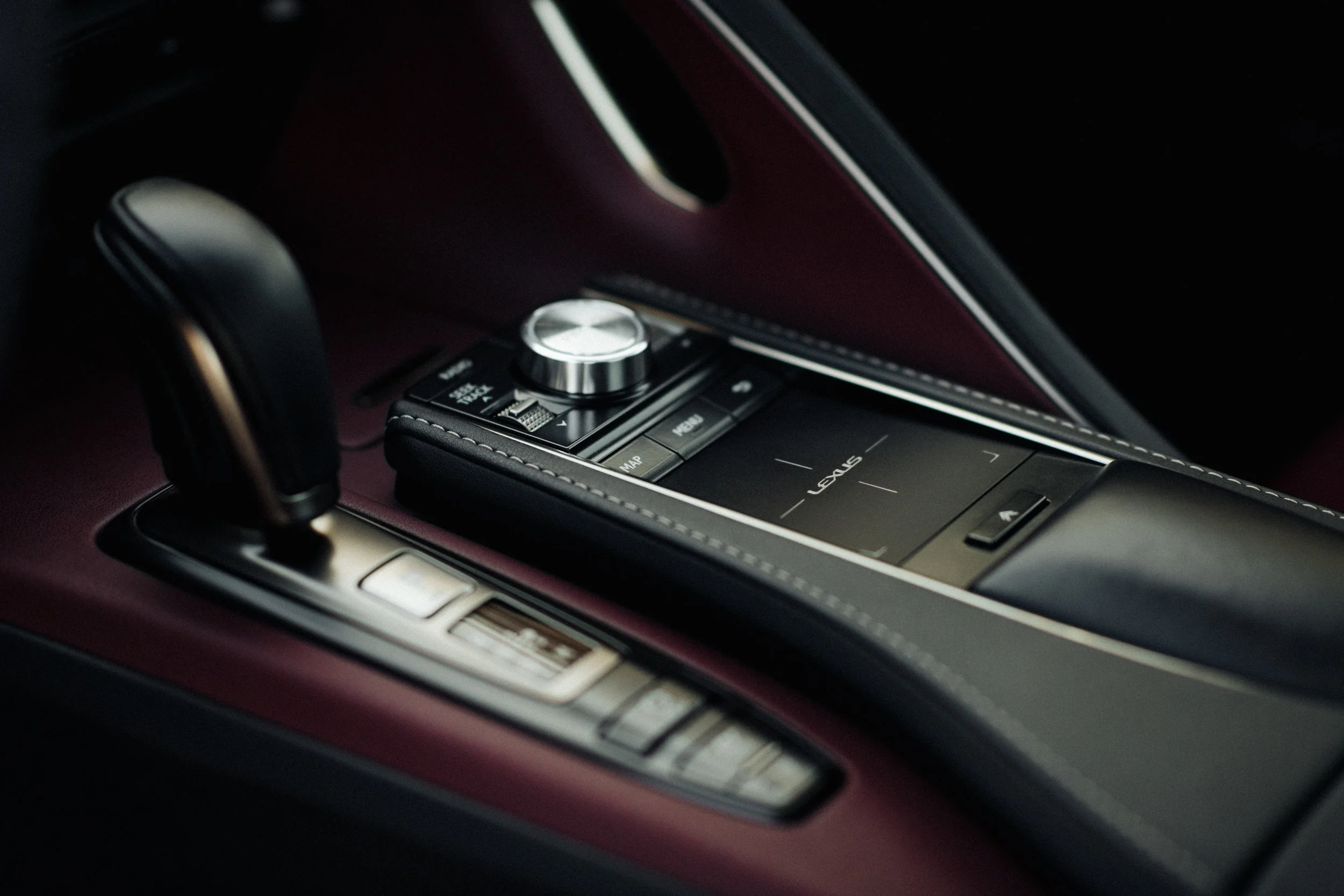 Lexus_LC500h-8.jpg