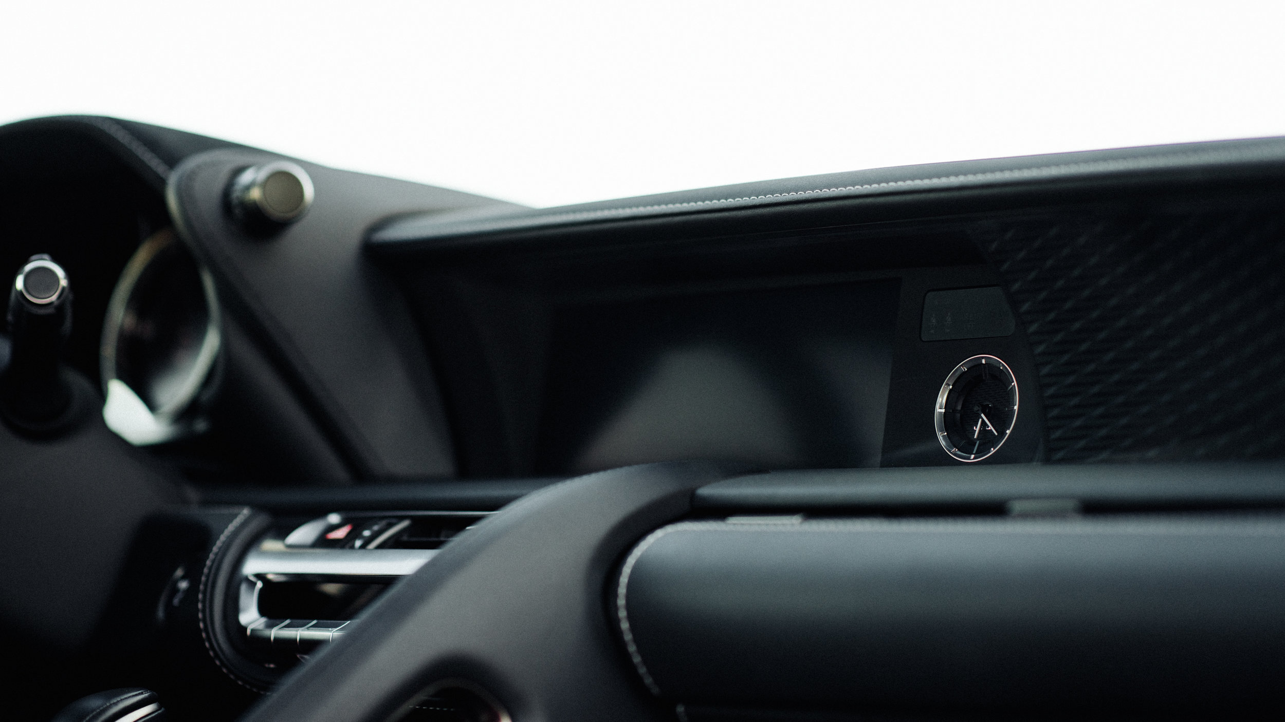 Lexus_LC500h-16.jpg