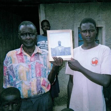 Classic Photo Texts VI: Elizabeth Edwards