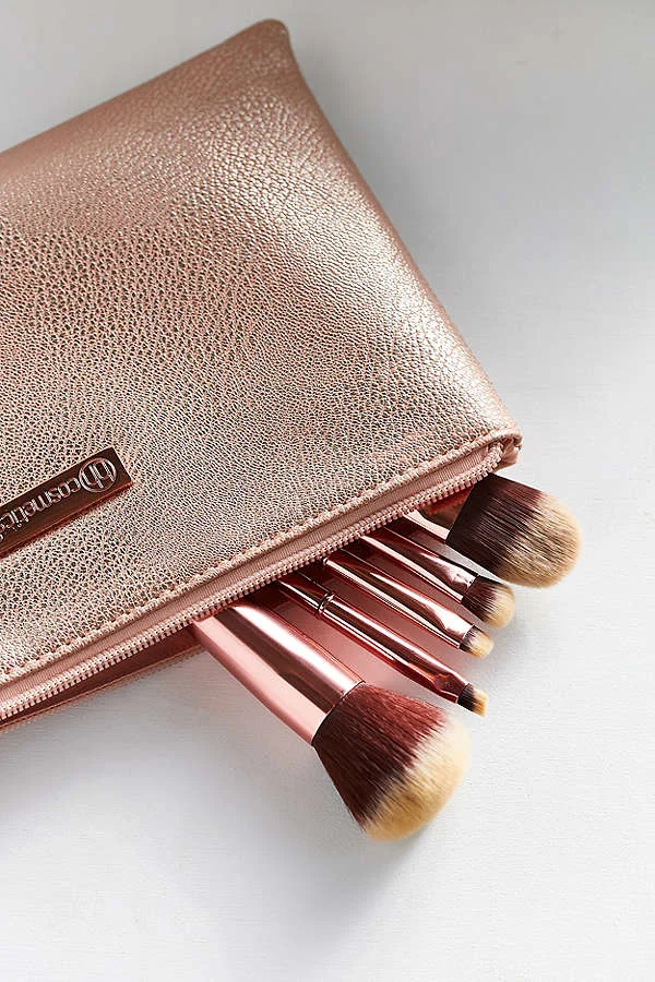 Make up brushes. These are from Urban Outfitters, and they are one of my go-to's for Christmas gift ideas. Check them out here.