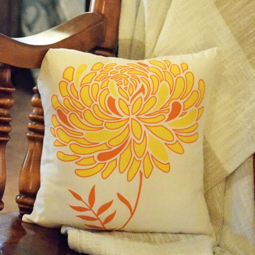 Chrysanthemum pillow