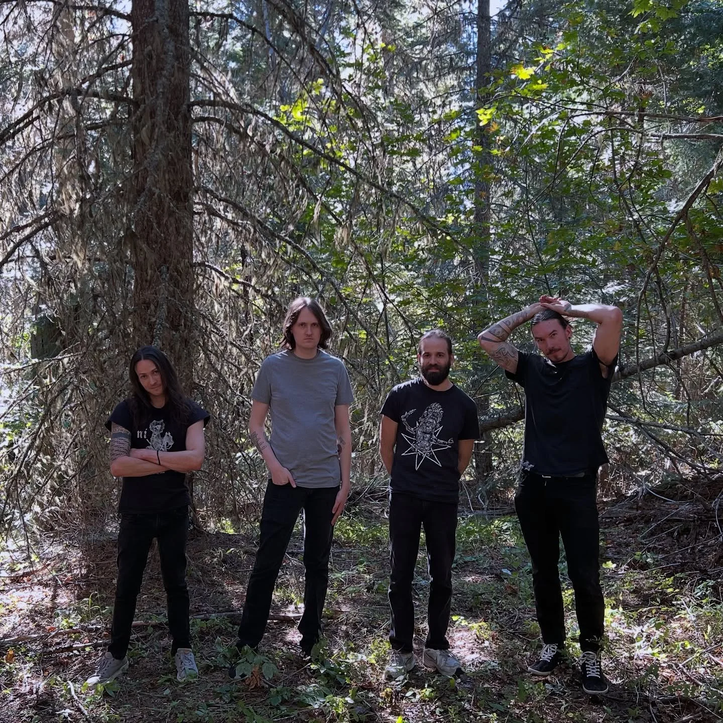 Thank you Seattle for all of the love, and shout out to @mother_root @model_snake and @heldscalla_band  for an excellent night of music 🖤

The 𝐒𝐮𝐫𝐟𝐚𝐜𝐞 | 𝐄𝐬𝐬𝐞𝐧𝐜𝐞 tour continues 𝐓𝐎𝐍𝐈𝐆𝐇𝐓 at @thedipredding 🦑
⛓️ Dates, info, and new