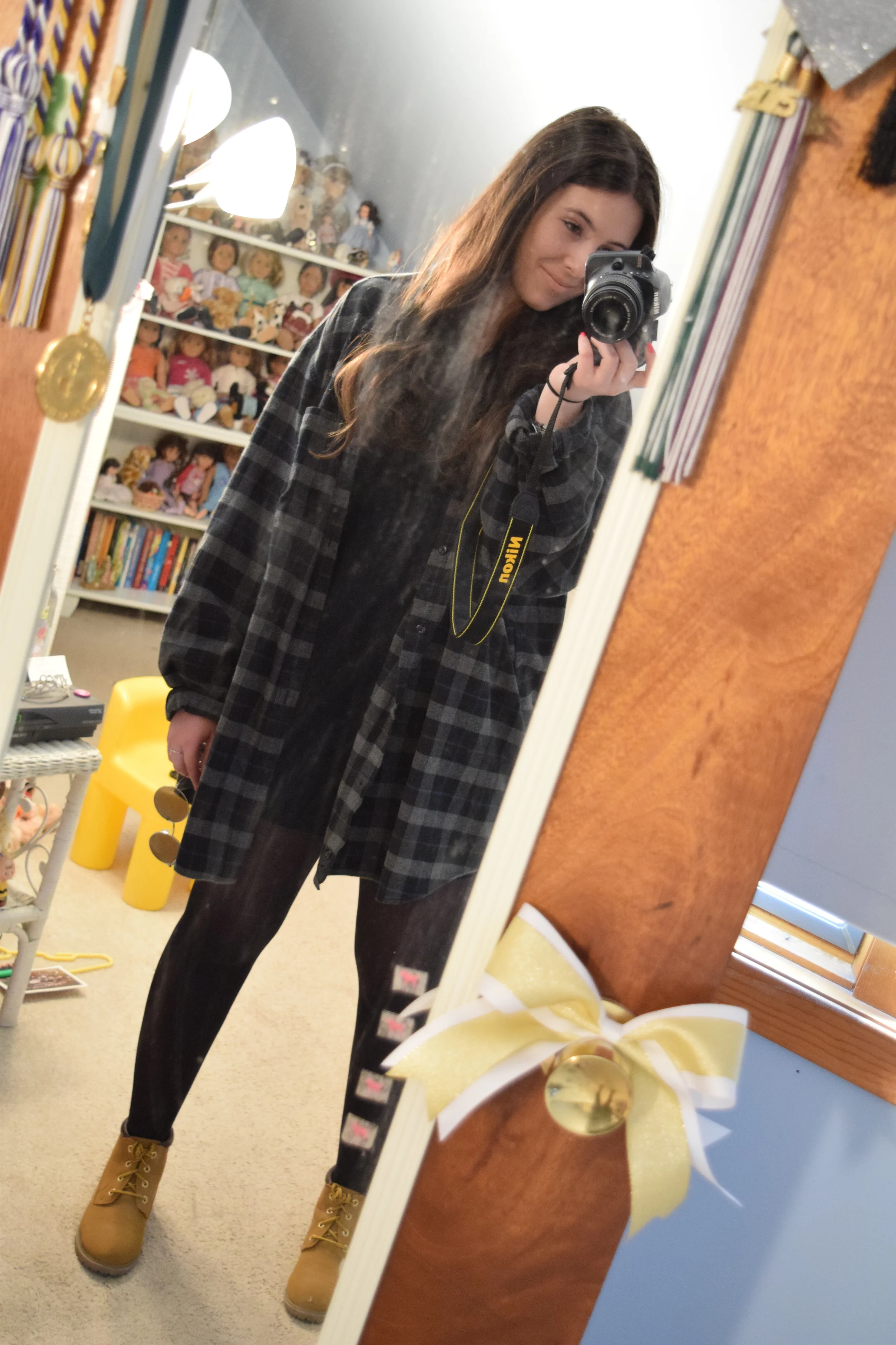 I PROMISE I am working on the dirty mirror! 