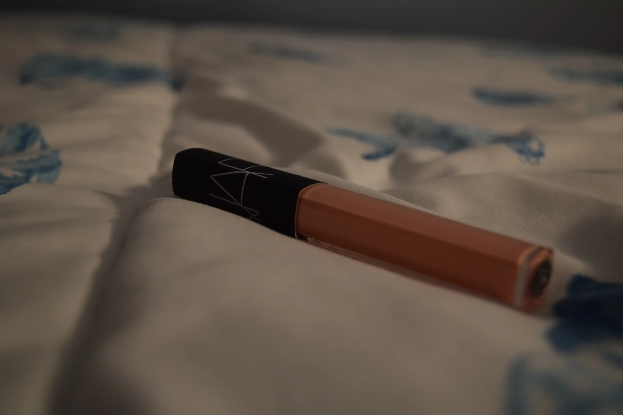 My beautiful NARS lipgloss <3