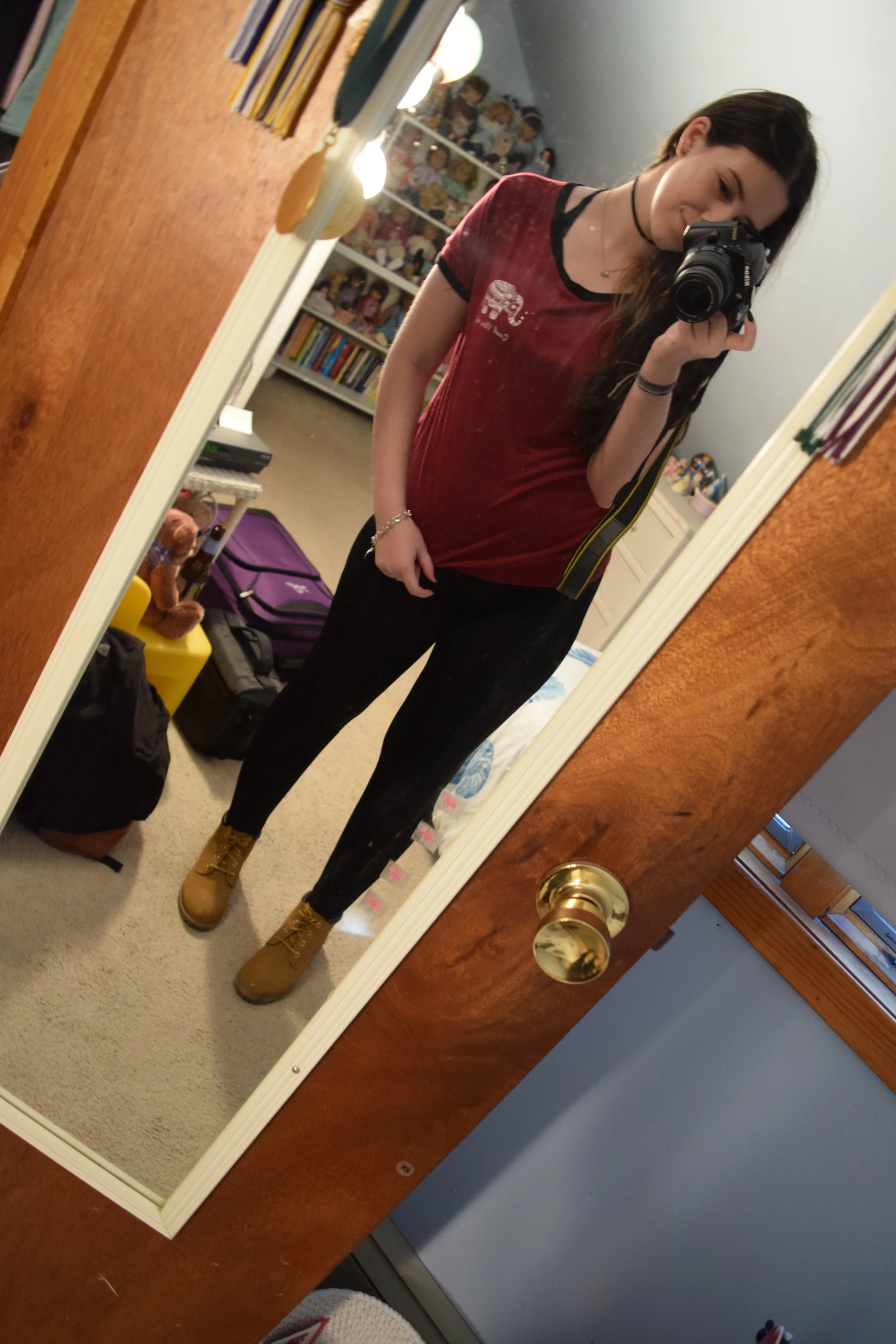 Back in my old room, nice and clean :') 
