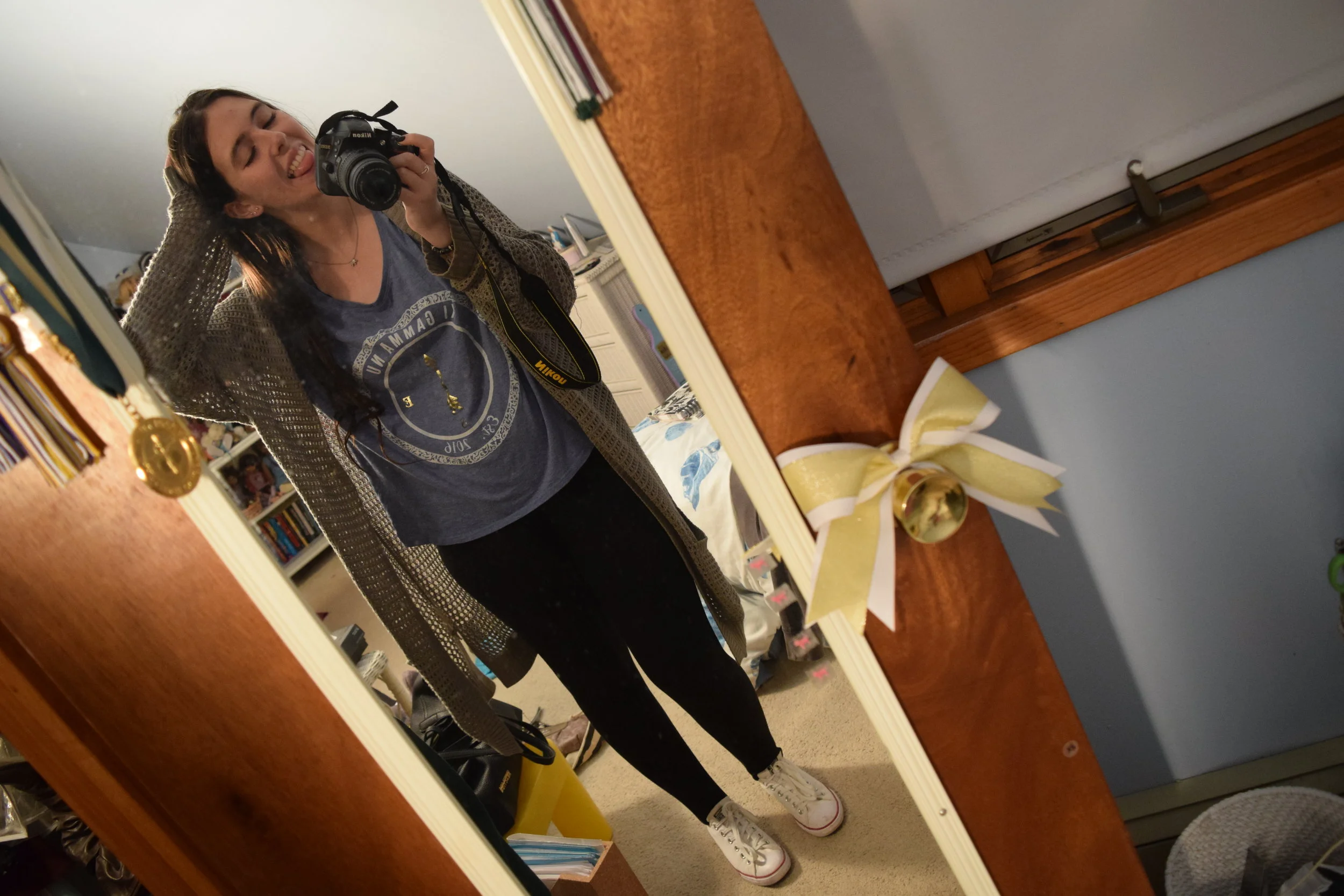 xigammanuleggingsconversesweaterbralette.jpg