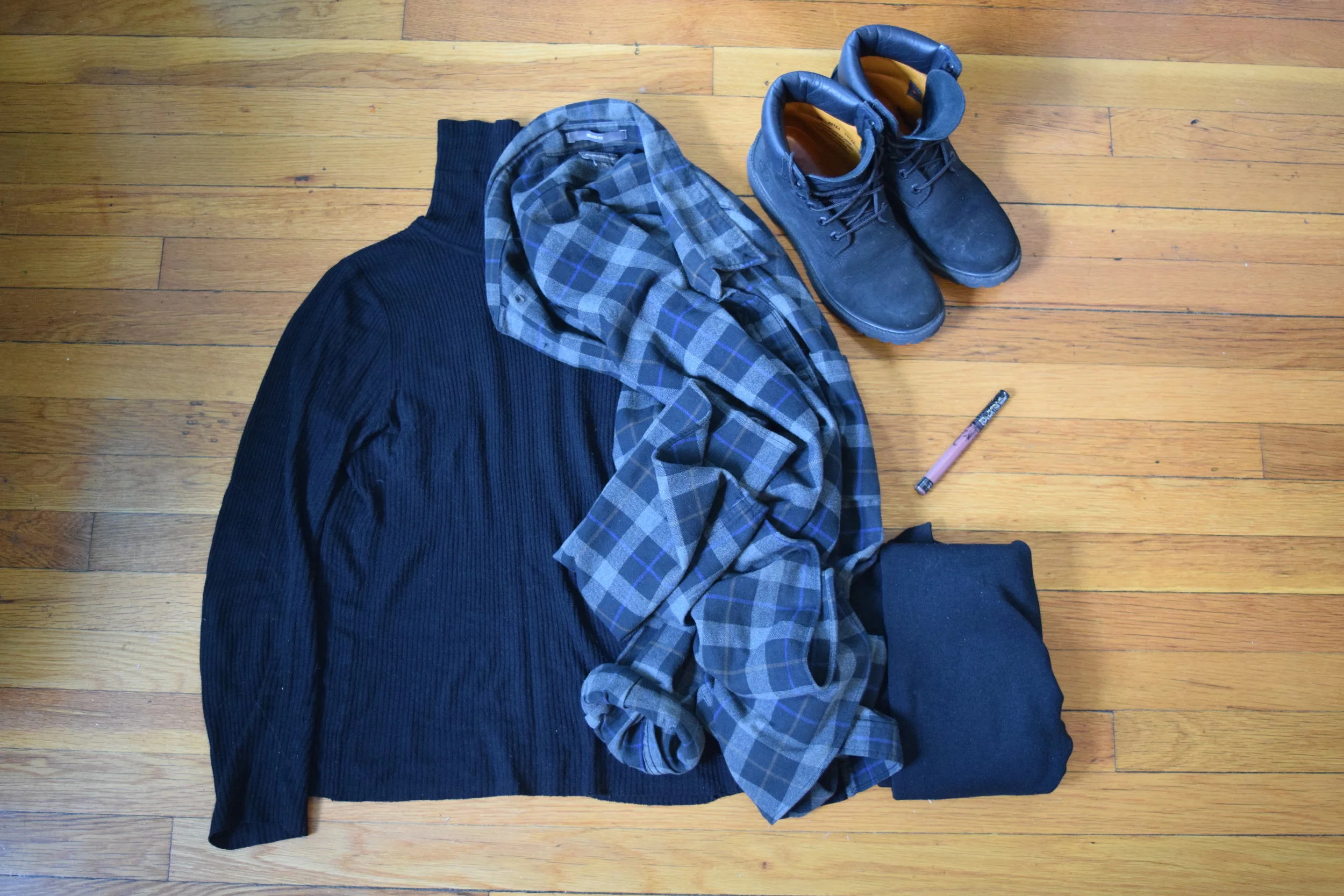 turtleneck (similar). leggings . flannel (from my dad's closet). timbs . lipgloss (in sanctuary)