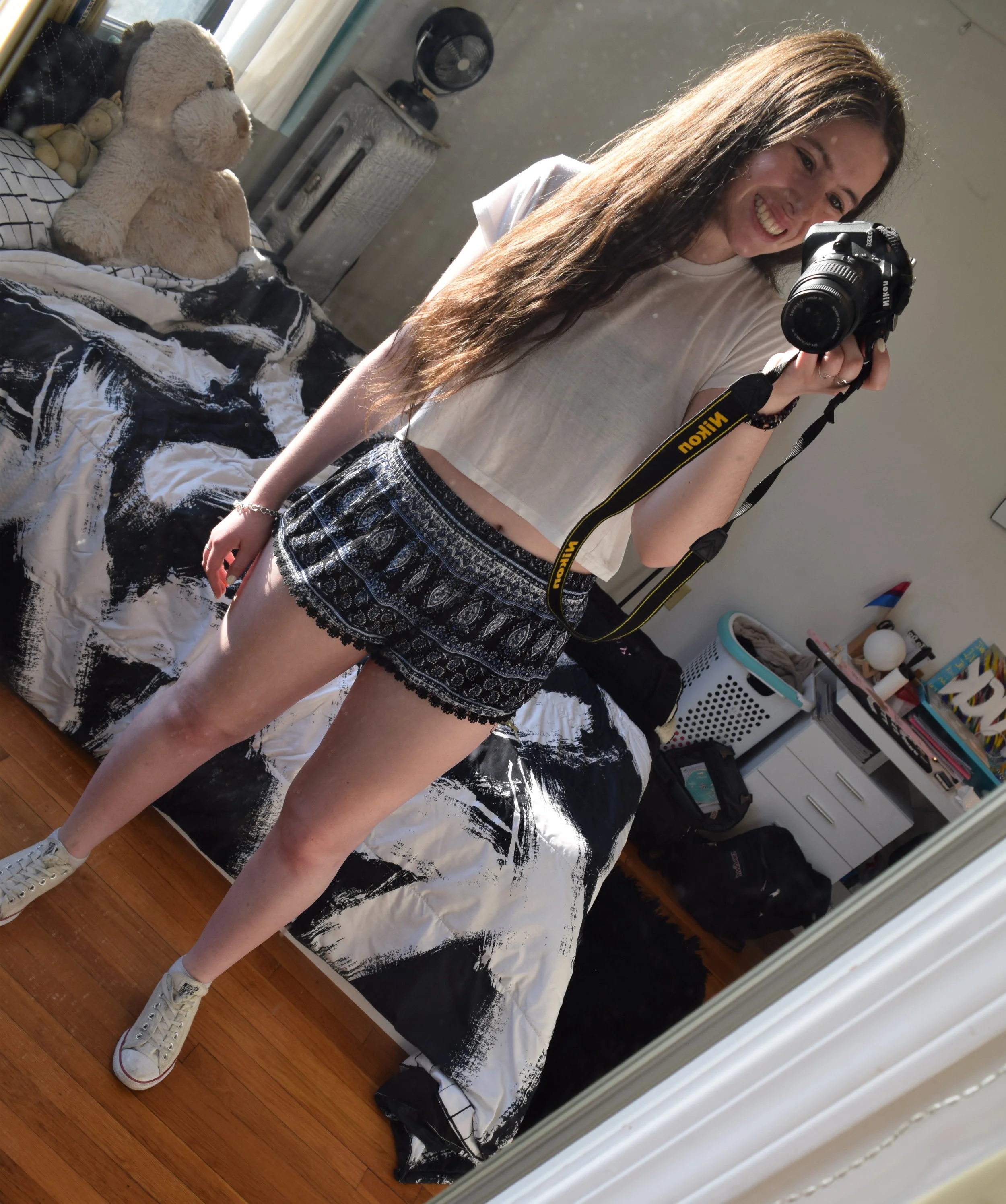 bluepatternedshortswhitecroptopblackbandeauwhiteconversetheclunkster.jpg