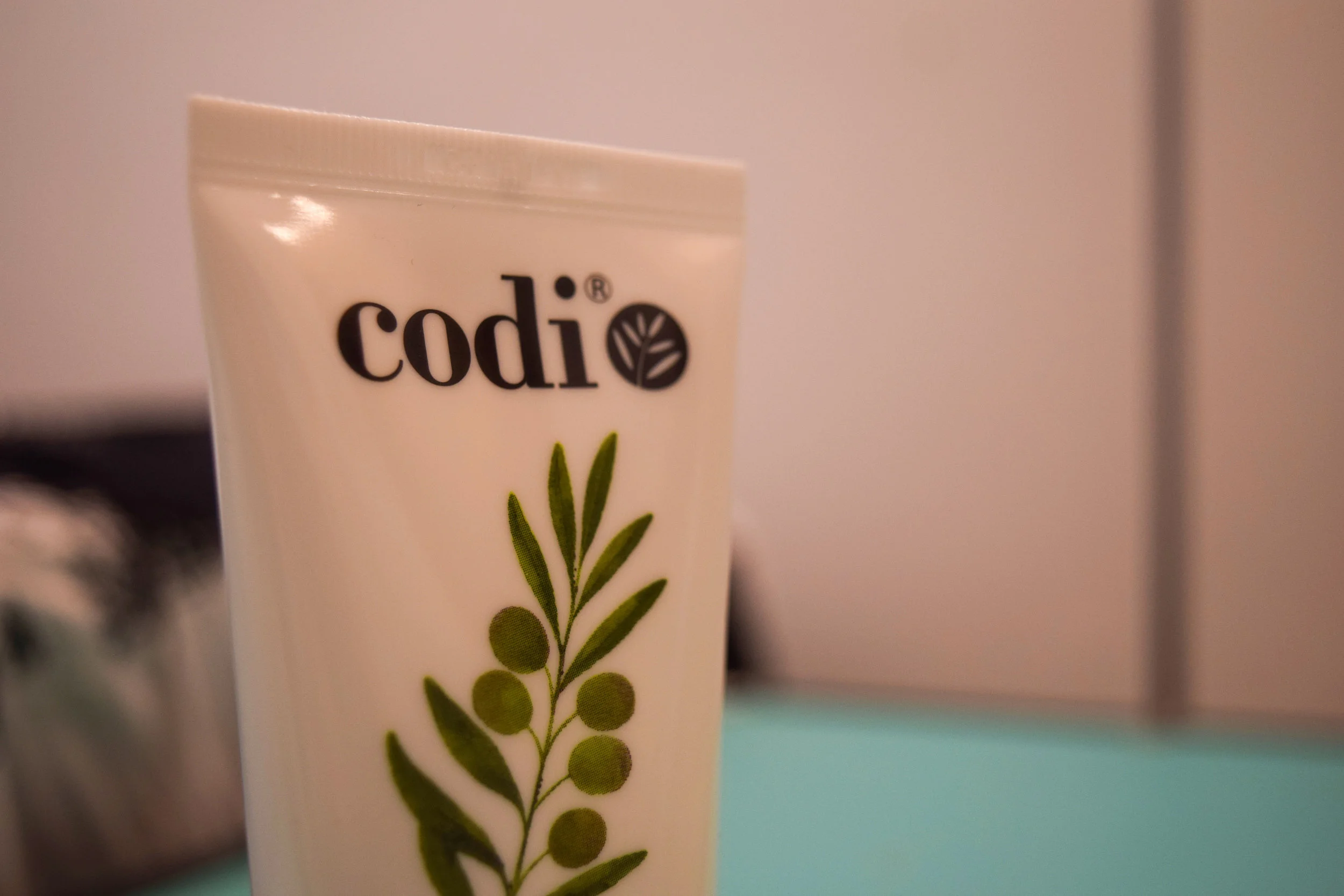 codiolivenourishingandrejuvenatinghandandbodylotiontheclunkster.jpg