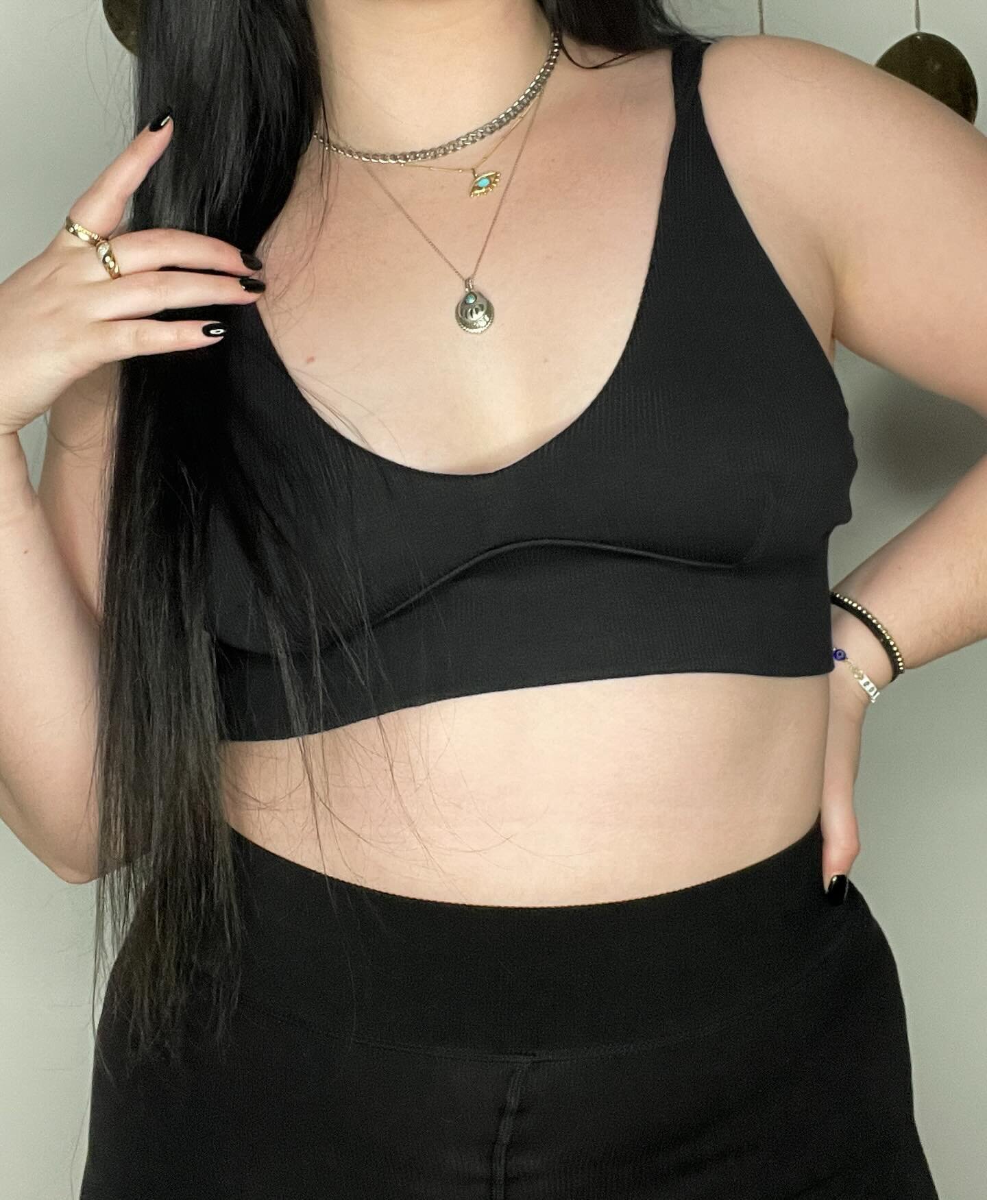 collecting @parade lush rib bralettes like they&rsquo;re pok&eacute;mon 🖤🤎💚 use my code theclunkster for 20% off to get your parad&eacute;dex started 💥

#parade #paradeunderwear #paradepartner #ParadeCastingCall #paradefriends #bralette #bralette