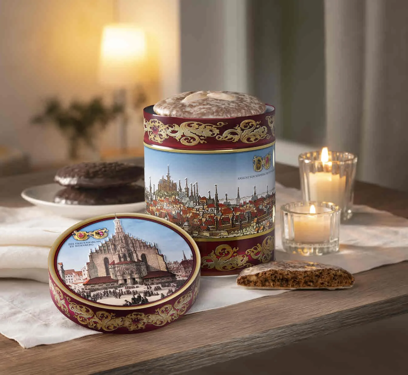 Festive Tin - 61353.JPG