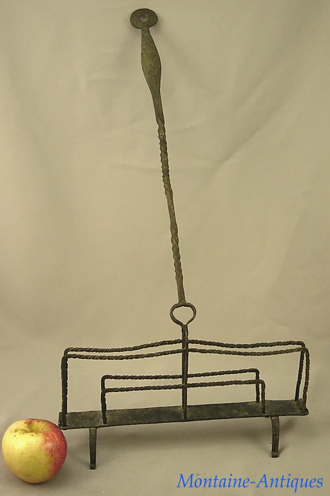 Antique American Wrought Iron Toaster 18th century — MontaineAntiques
