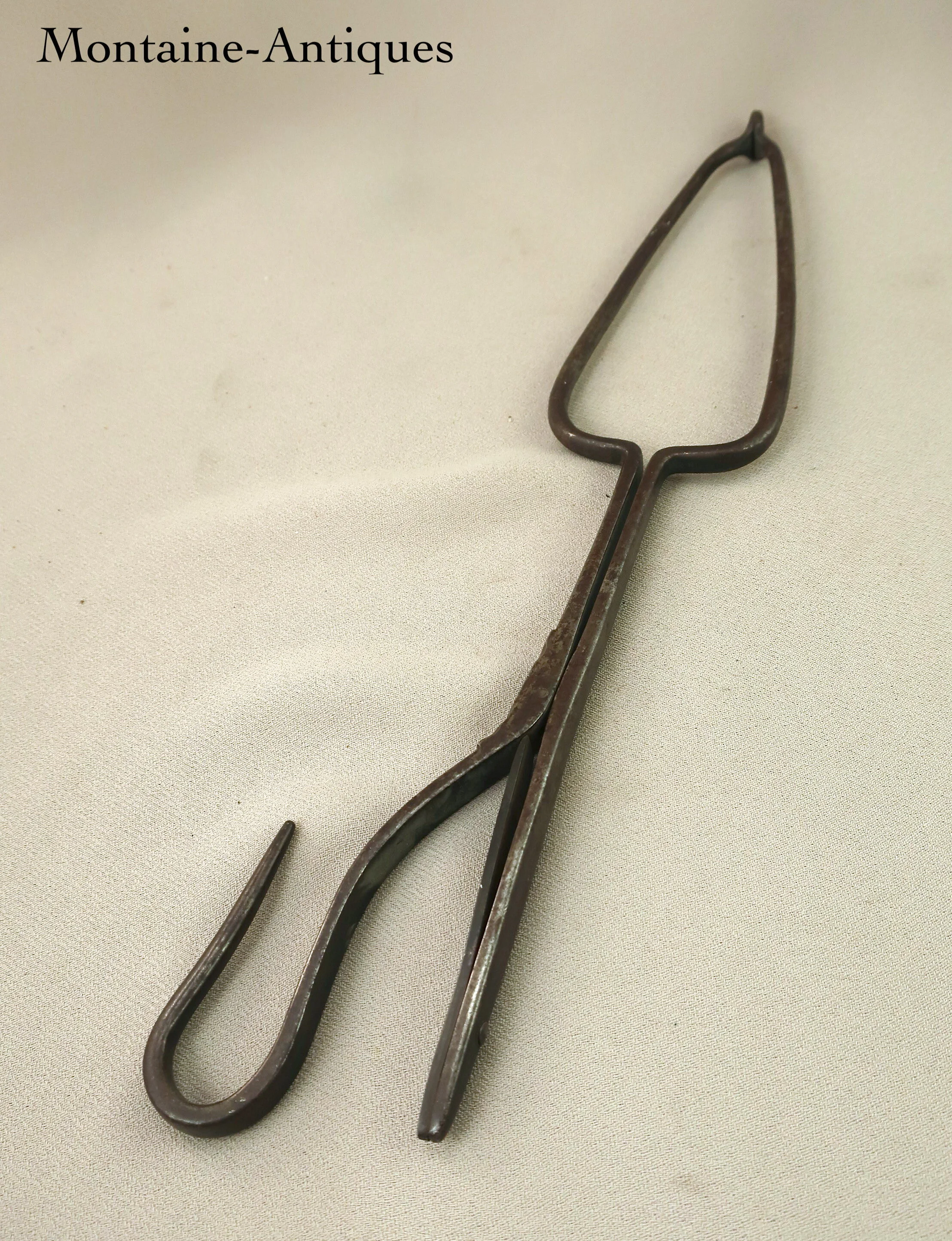 tongs4.jpg