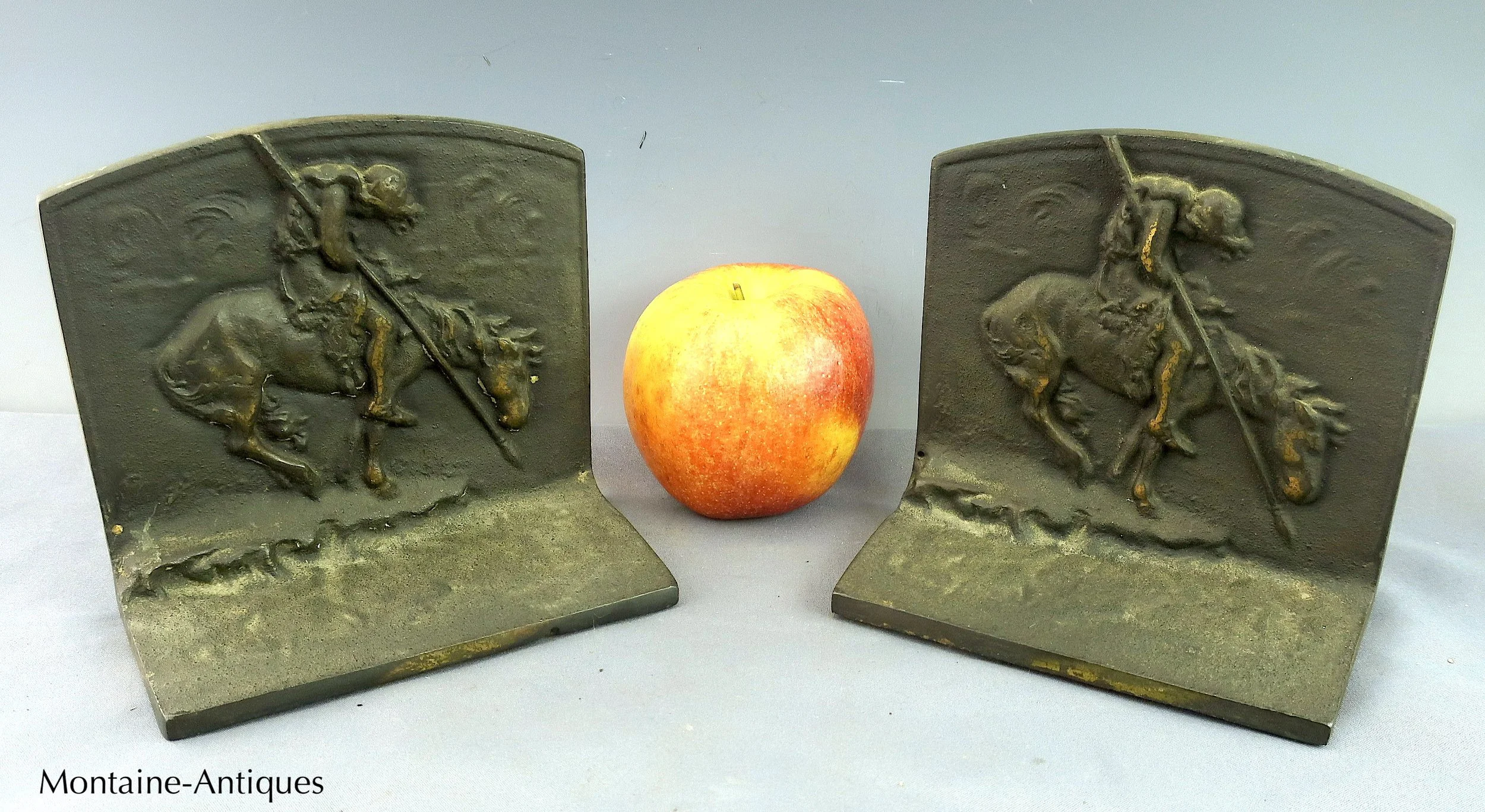 bookends.jpg