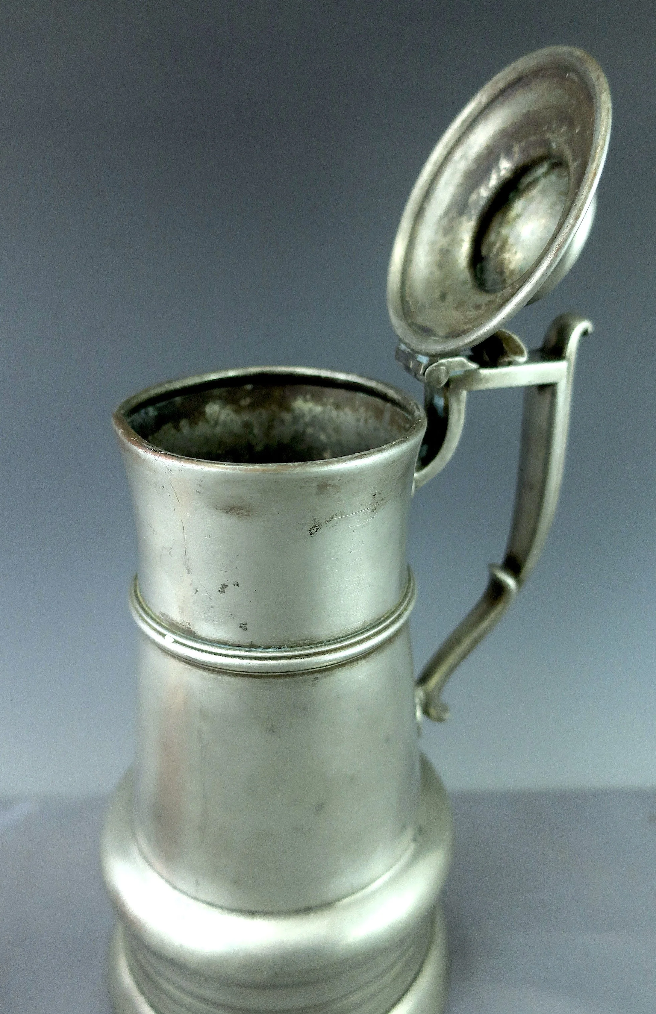 ffflagon2.jpg